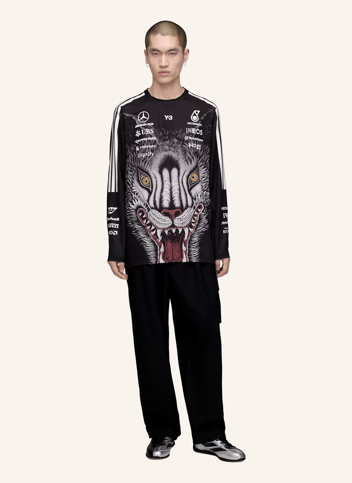 Y-3 Y-3 MERCEDES DRIVER LANGÄRMELIGES JERSEY: SCHWARZ