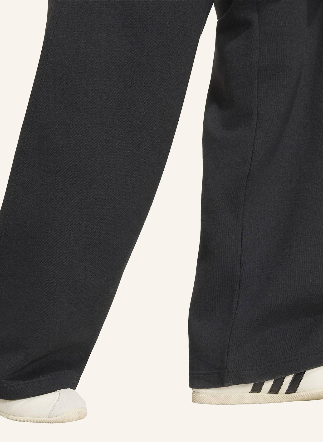 adidas Originals ESSENTIALS FLEECE-HOSE, WEITES BEIN: SCHWARZ