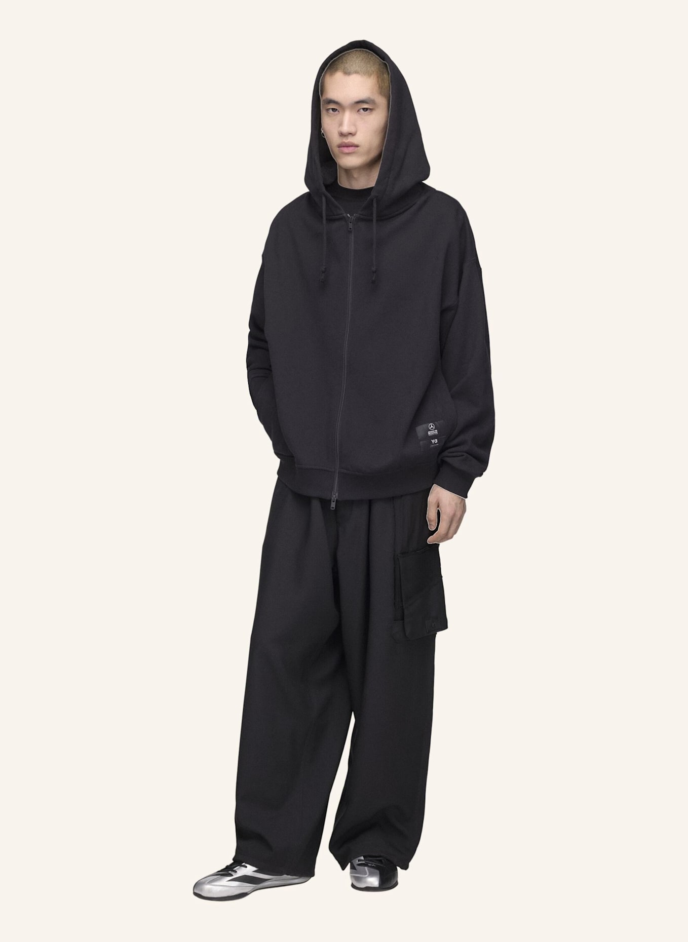 Y-3 Y-3 MERCEDES REISSVERSCHLUSS KAPUZENJACKE: SCHWARZ