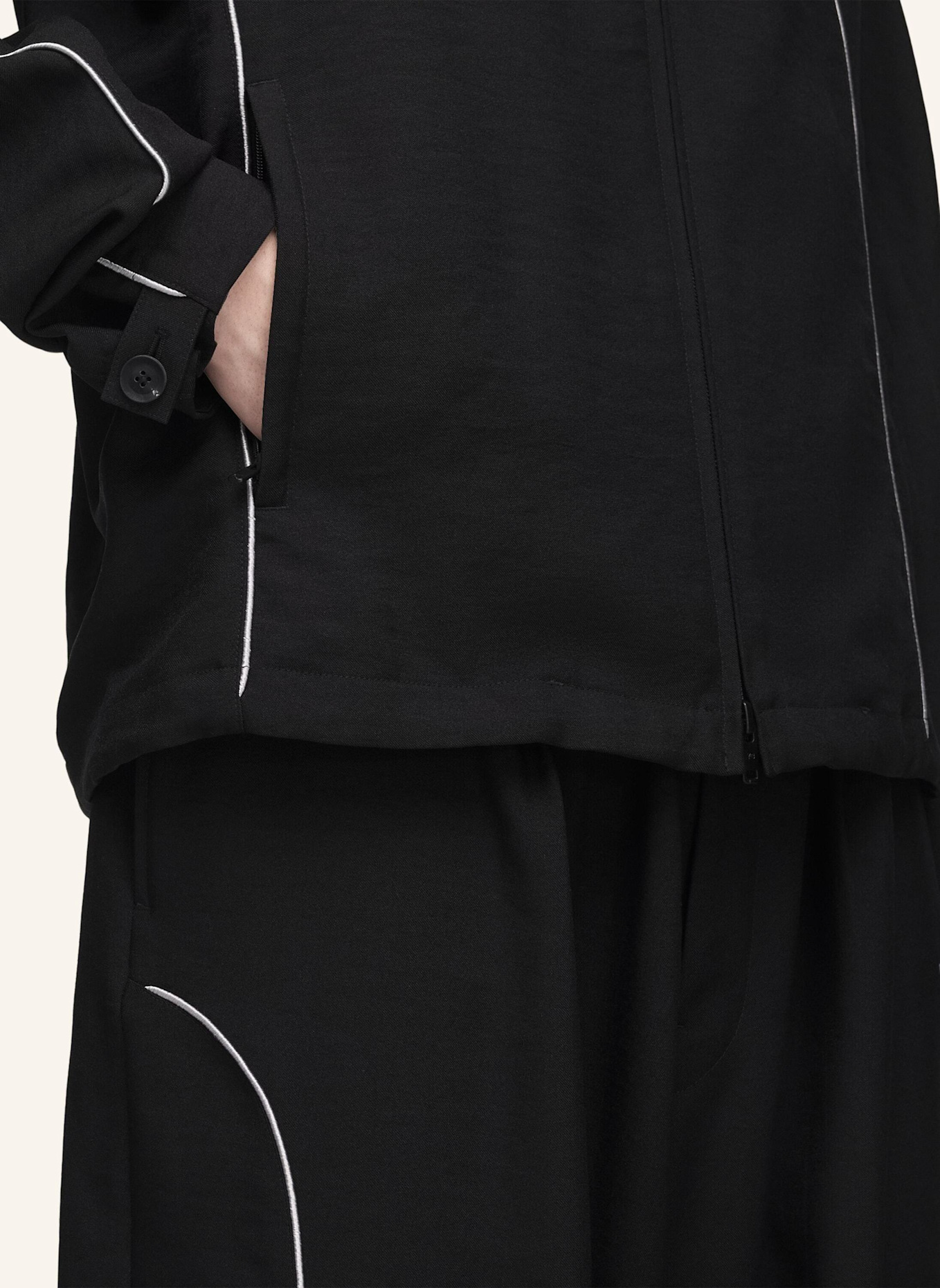 Y-3 Y-3 MERCEDES ACTION SPORTS JACKE: SCHWARZ