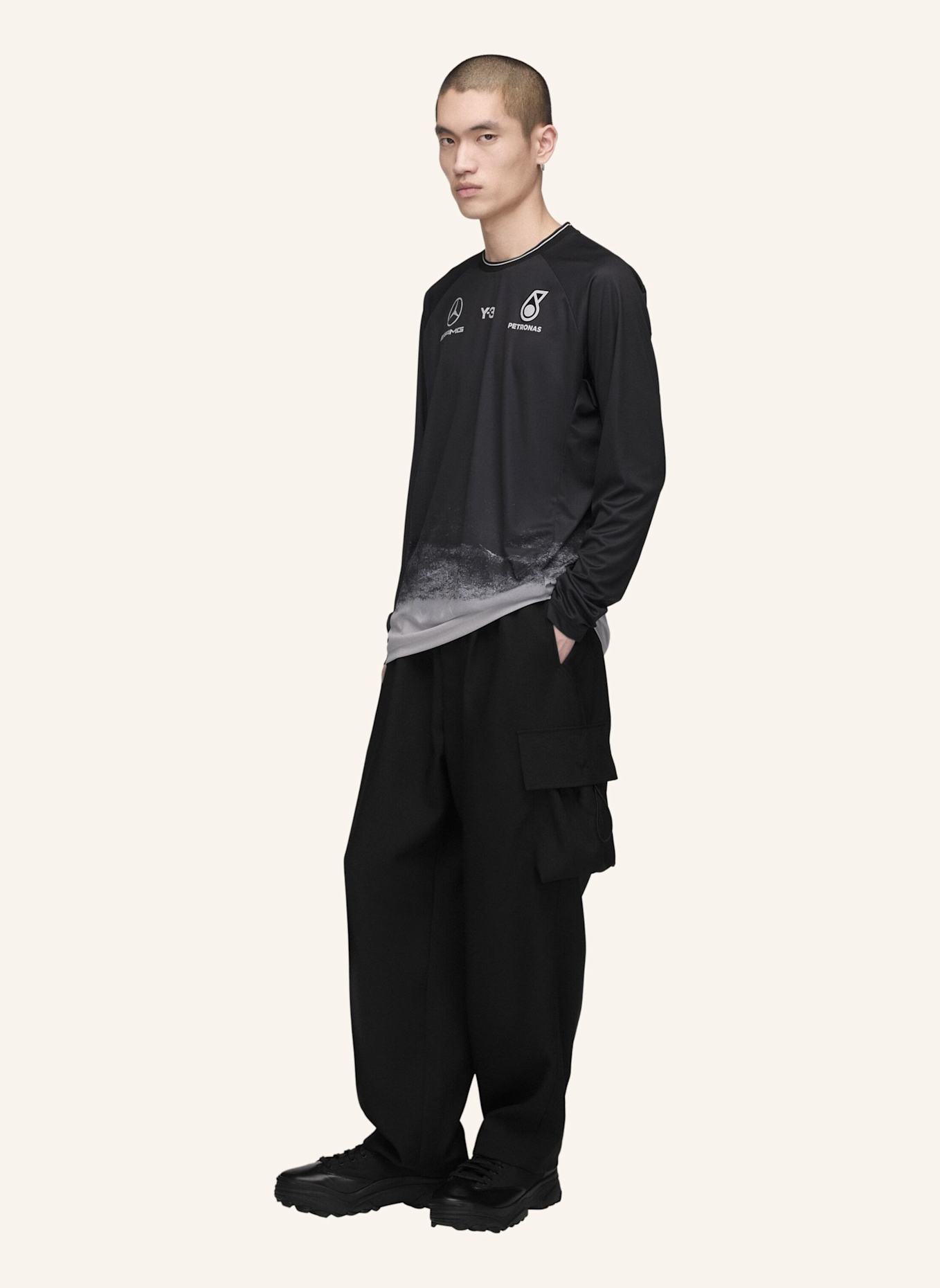 Y-3 Y-3 MERCEDES MECHANICS LANGÄRMELIGES JERSEY: SCHWARZ