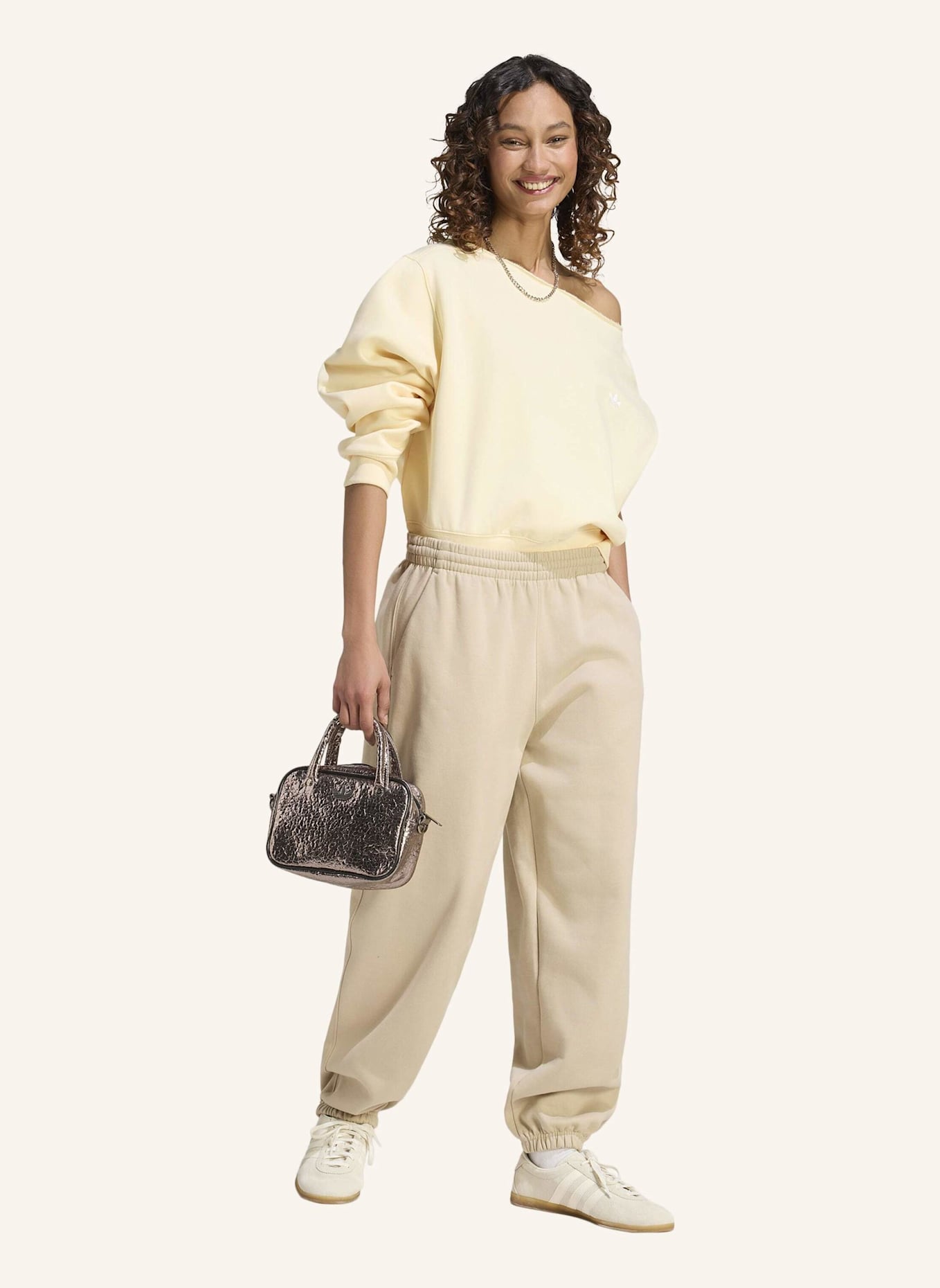 adidas Originals ESSENTIALS FLEECE-JOGGINGHOSE, LOCKERE PASSFORM: BEIGE