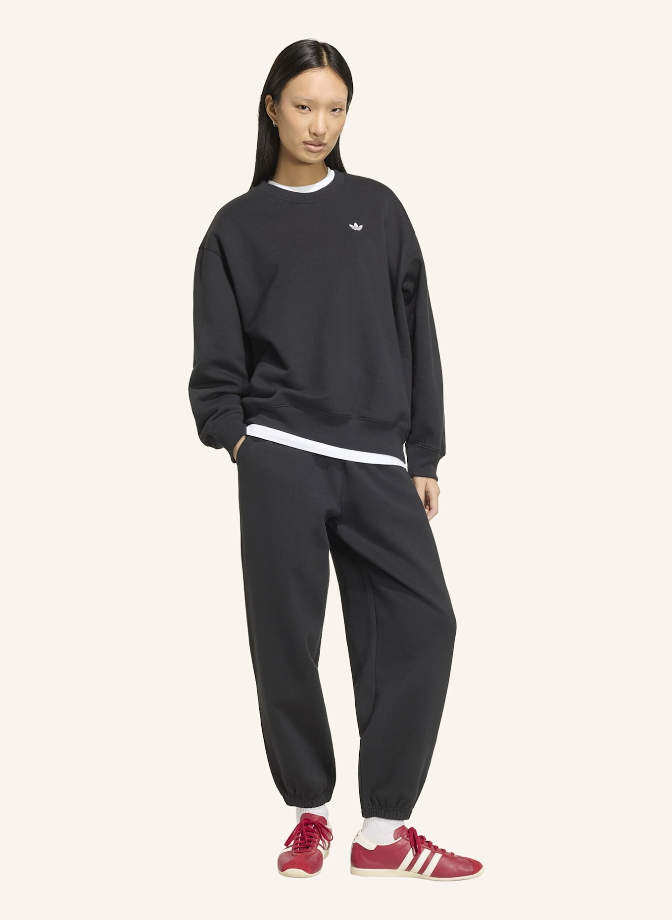 adidas Originals ESSENTIALS FLEECE-JOGGINGHOSE, LOCKERE PASSFORM: SCHWARZ