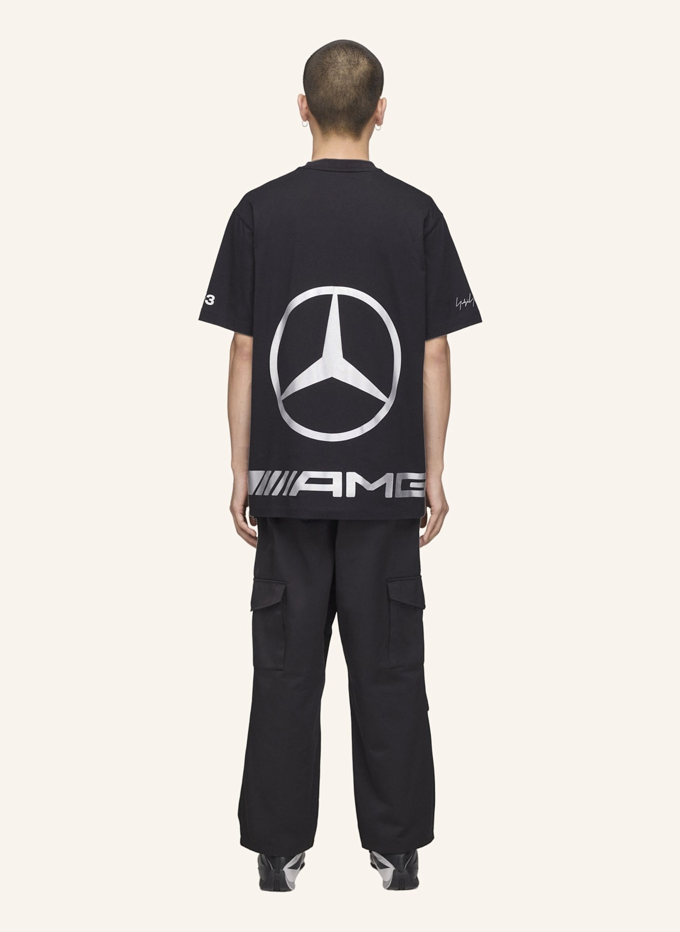 Y-3 Y-3 MERCEDES AMG PETRONAS FORMULA 1 TEAM STAR LOGO SHORT SLEEVE T-SHIRT: SCHWARZ