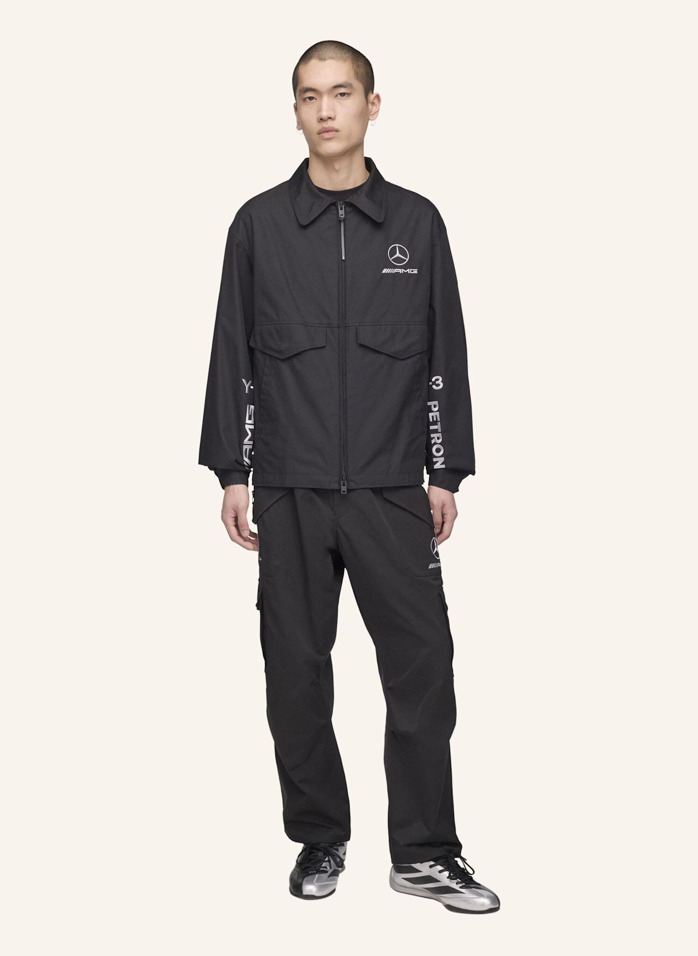 Y-3 Y-3 MERCEDES WOLF JACKE: SCHWARZ
