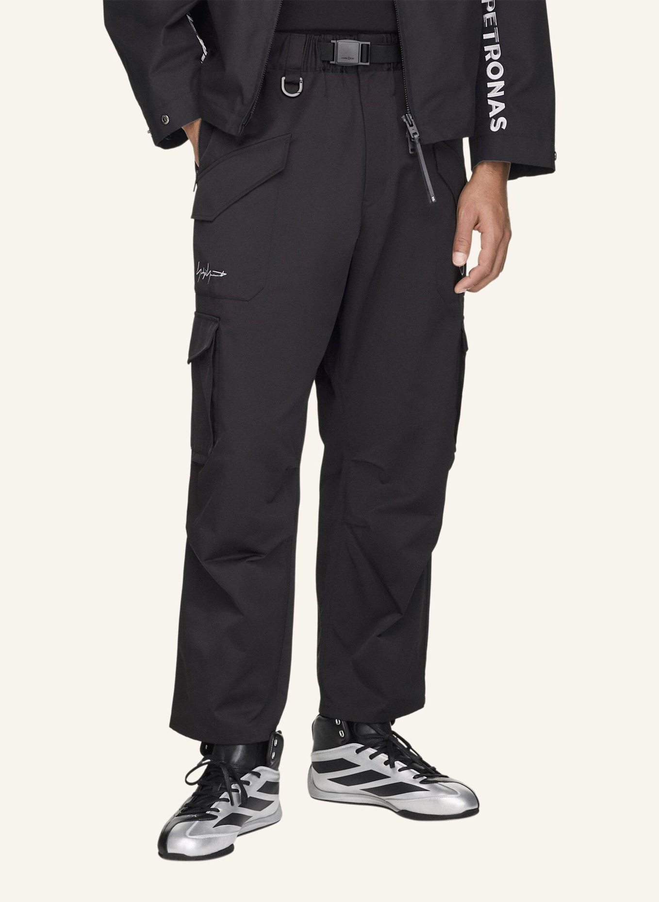 Y-3 Y-3 MERCEDES CARGO HOSE: SCHWARZ