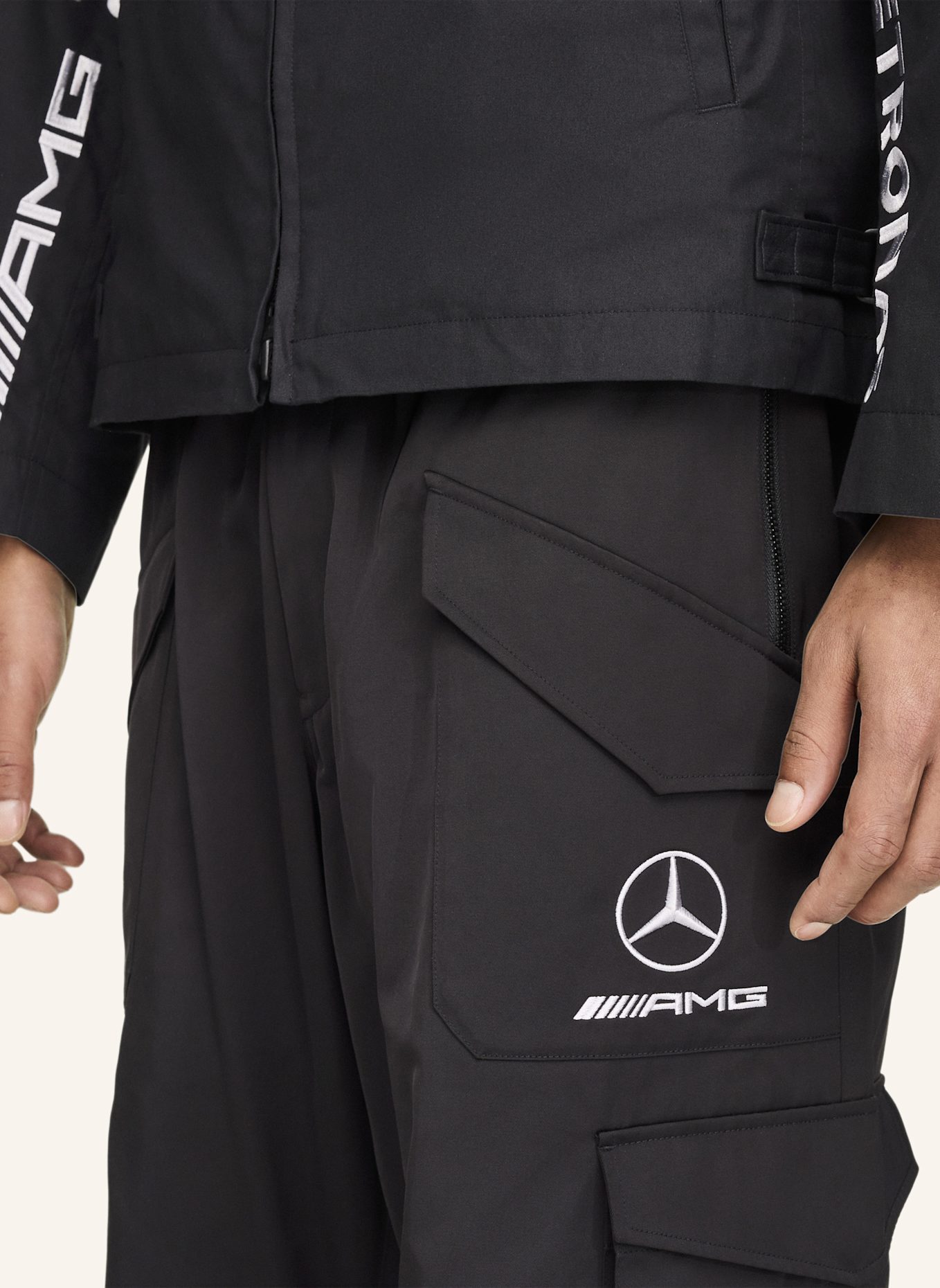 Y-3 Y-3 MERCEDES CARGO HOSE: SCHWARZ