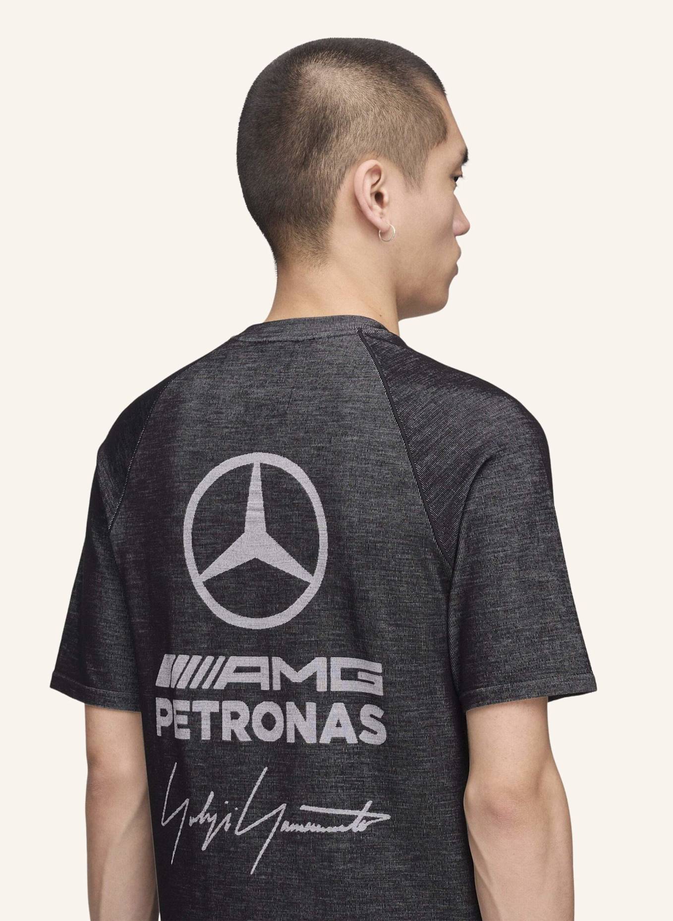 Y-3 Y-3 MERCEDES ENGINEERED T-SHIRT: SCHWARZ/ GRÜN
