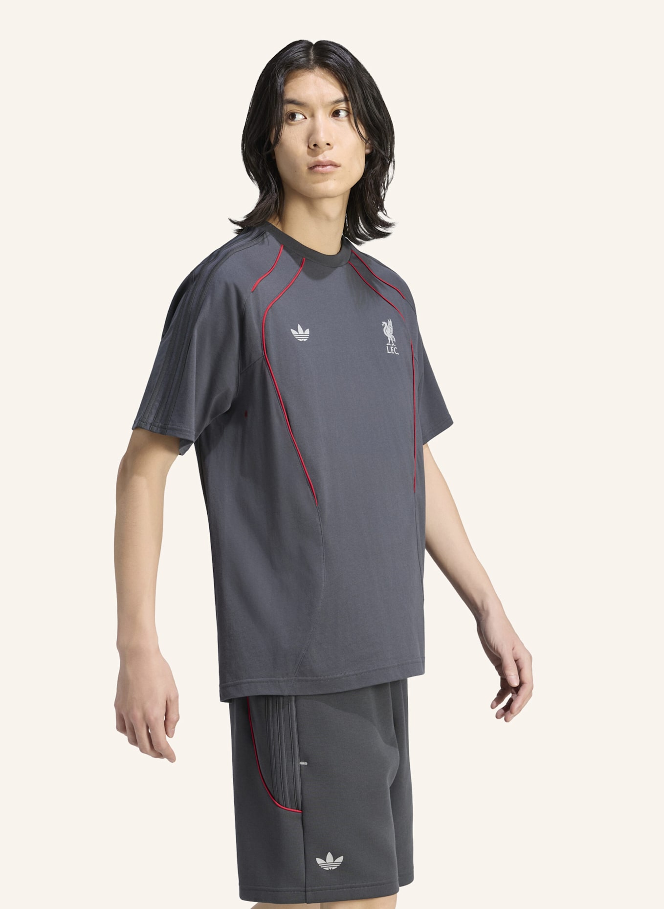 adidas Originals LFC T-SHIRT SS: GRAU