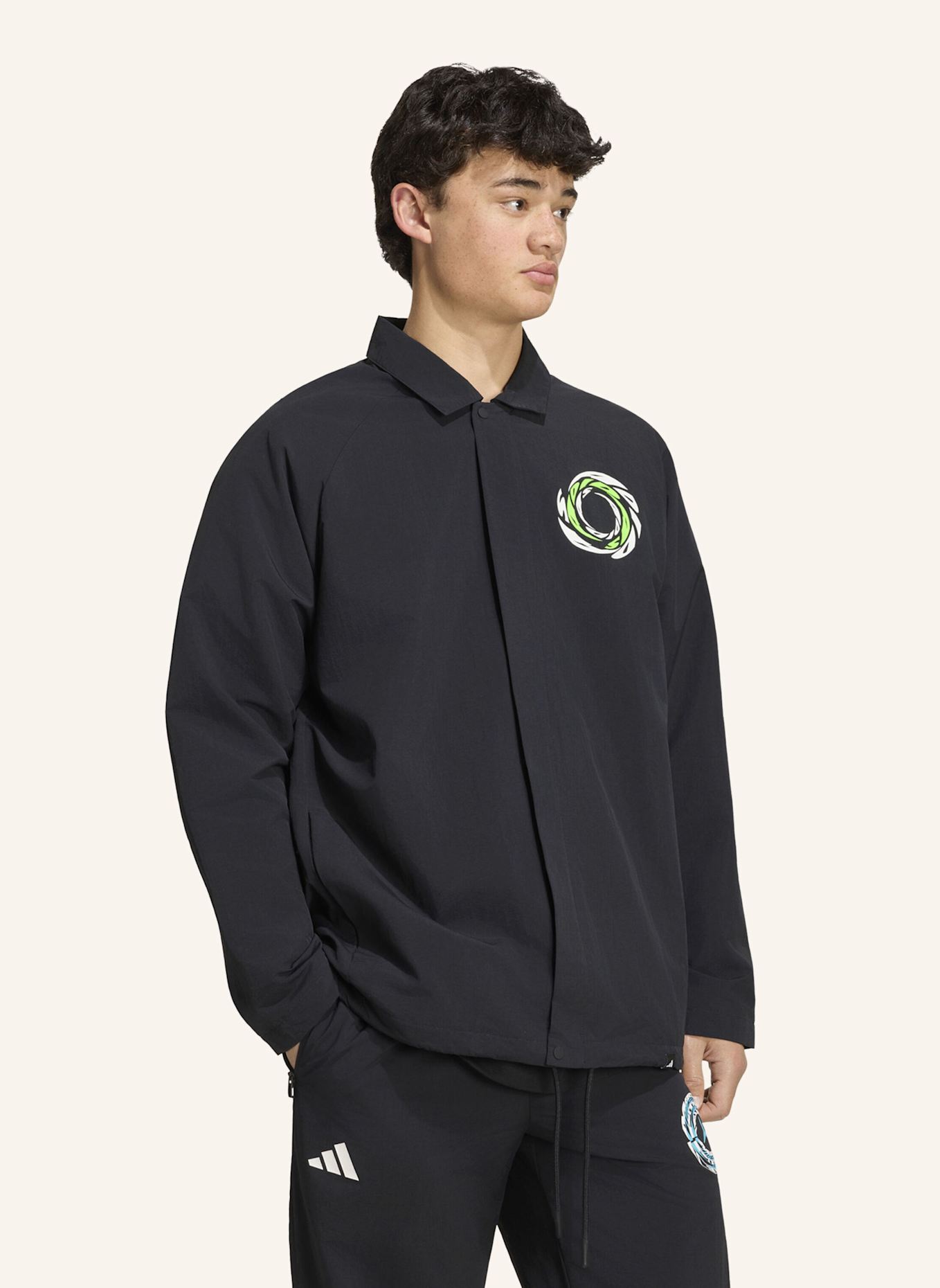 adidas MERCEDES – AMG PETRONAS FORMULA 1 TEAM LIGHTS ON JACKE: SCHWARZ