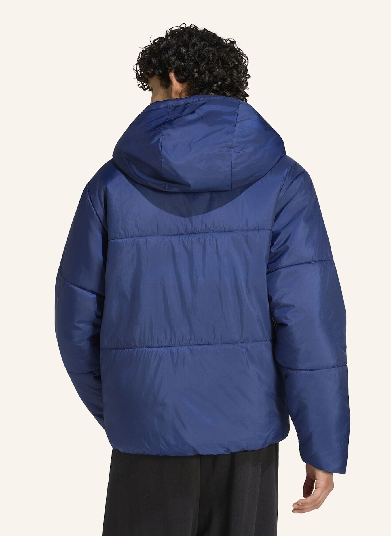 adidas ESSENTIALS HIGHLOFT PUFFER JACKE, ISOLIERT: BLAU