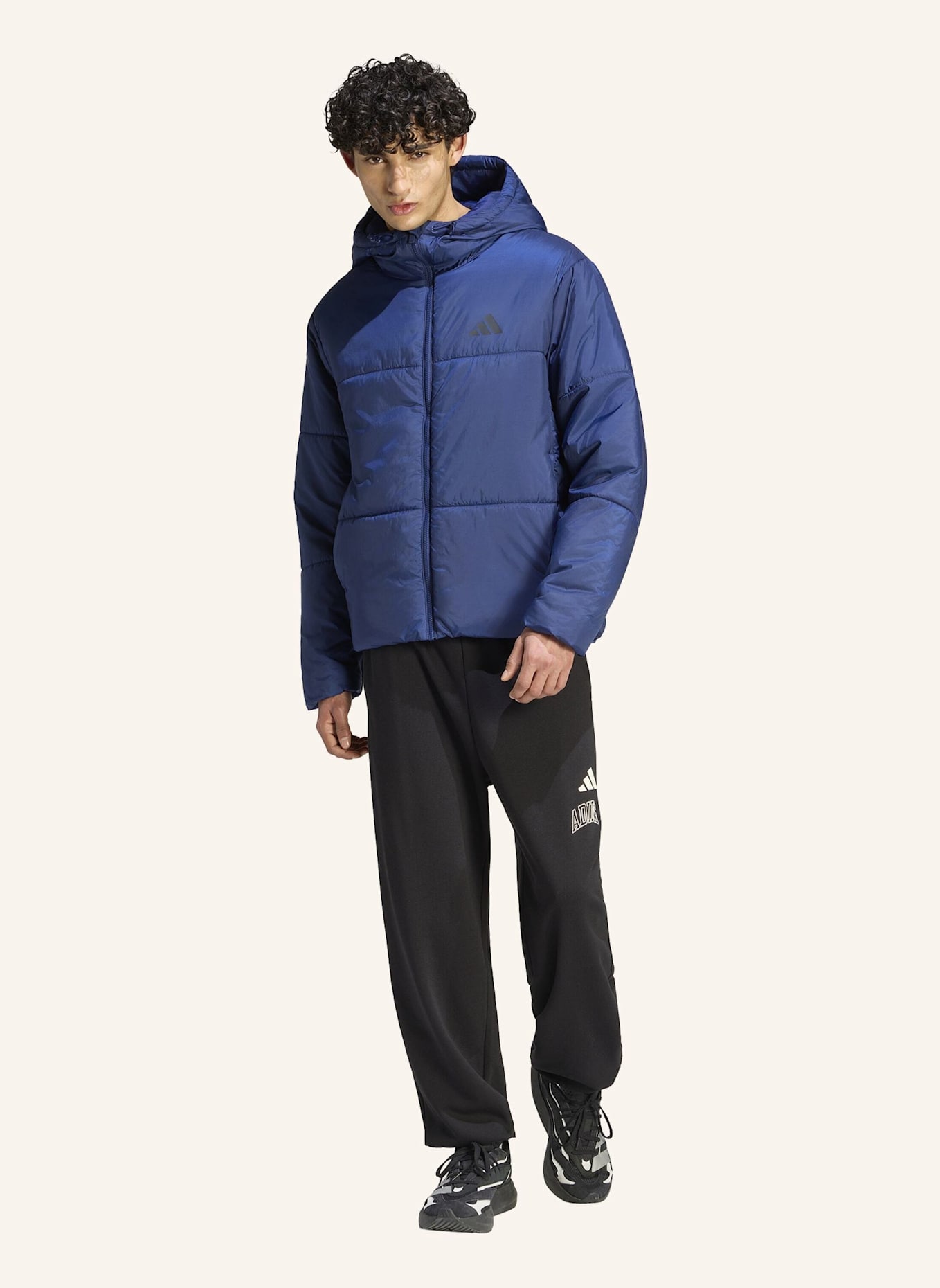 adidas ESSENTIALS HIGHLOFT PUFFER JACKE, ISOLIERT: BLAU