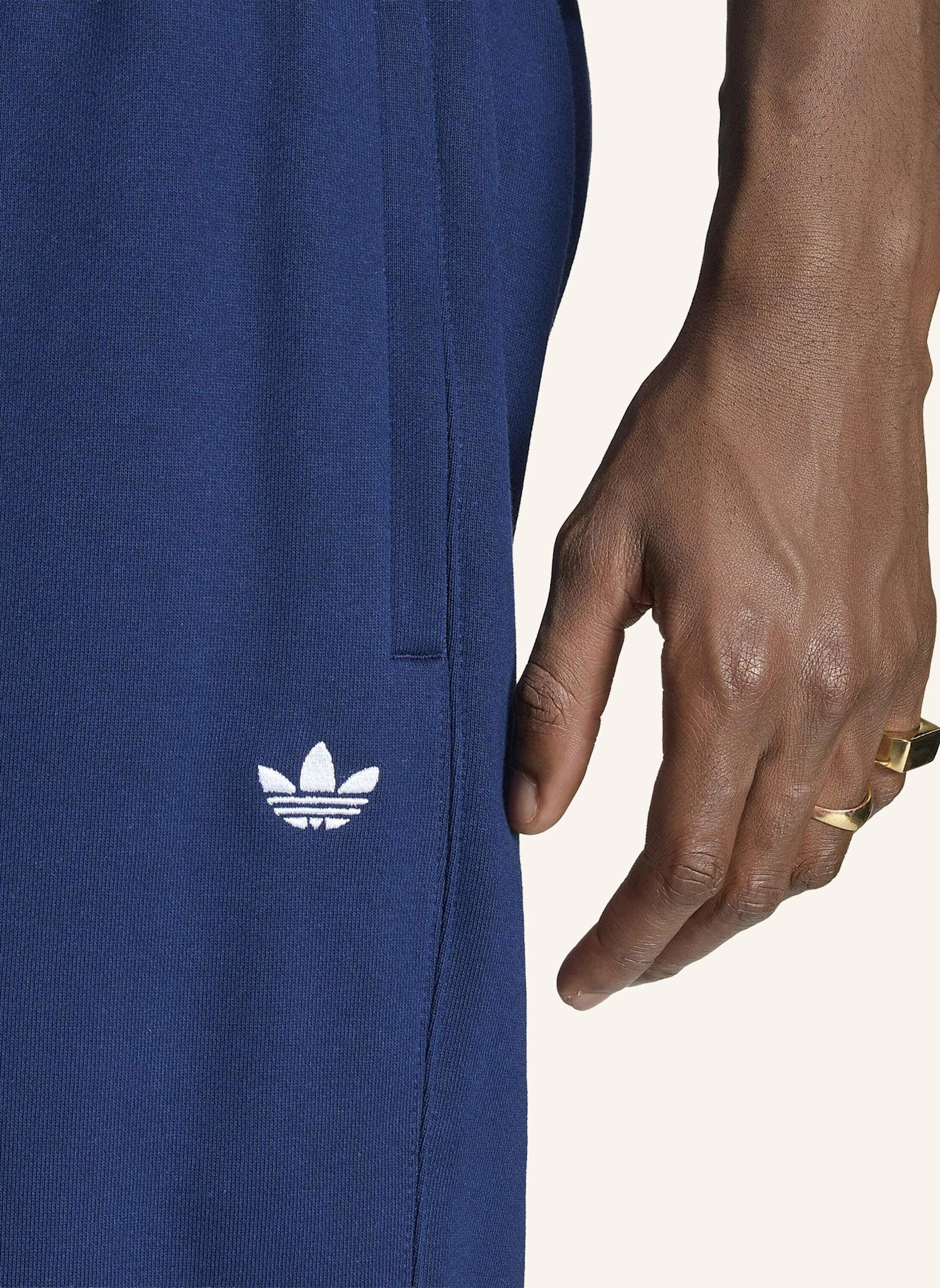 adidas Originals TREFOIL ESSENTIALS HOSE, OFFENER SAUM: BLAU