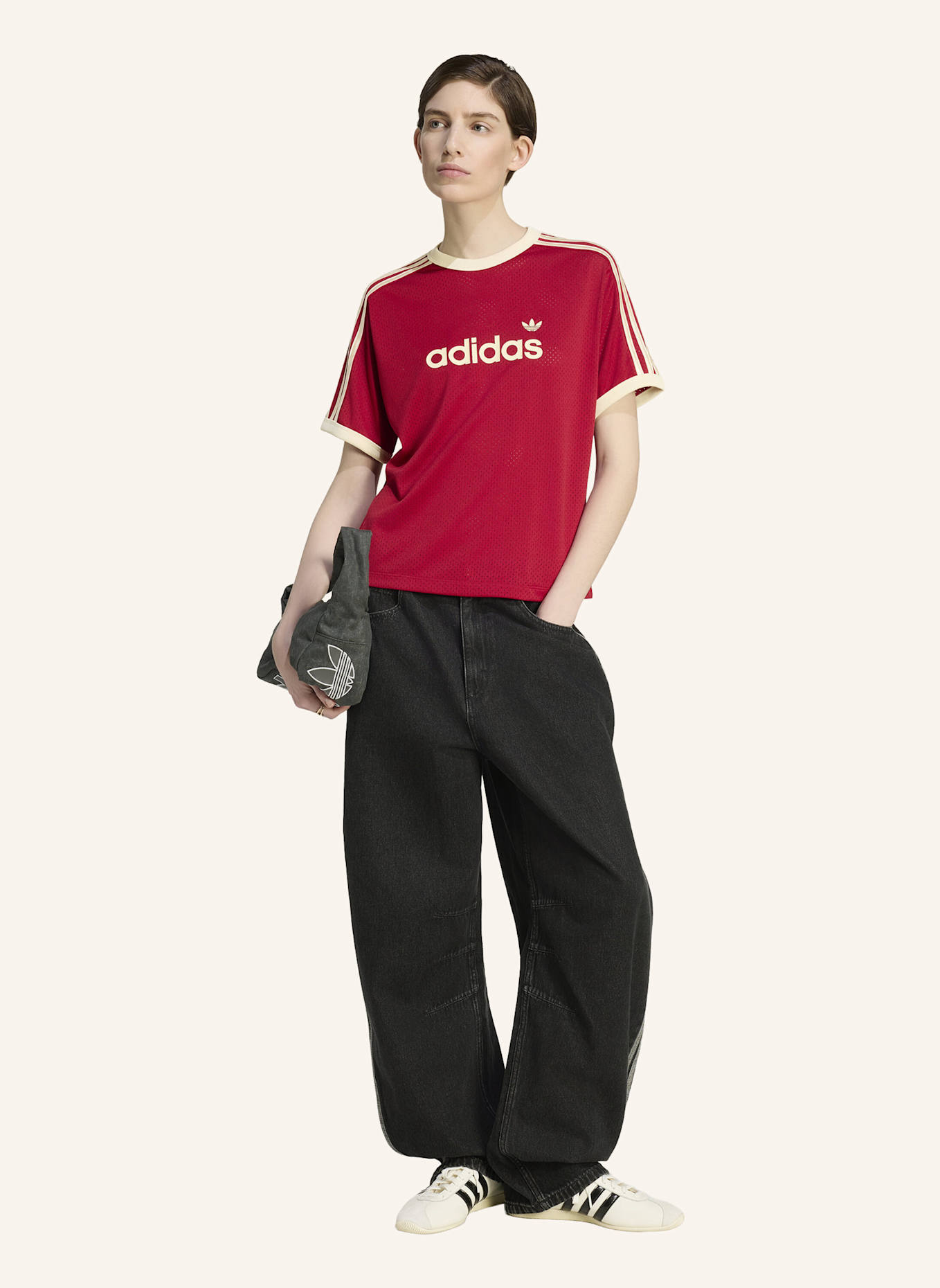 adidas Originals LINEAR MESH T-SHIRT: ROT/ CREME