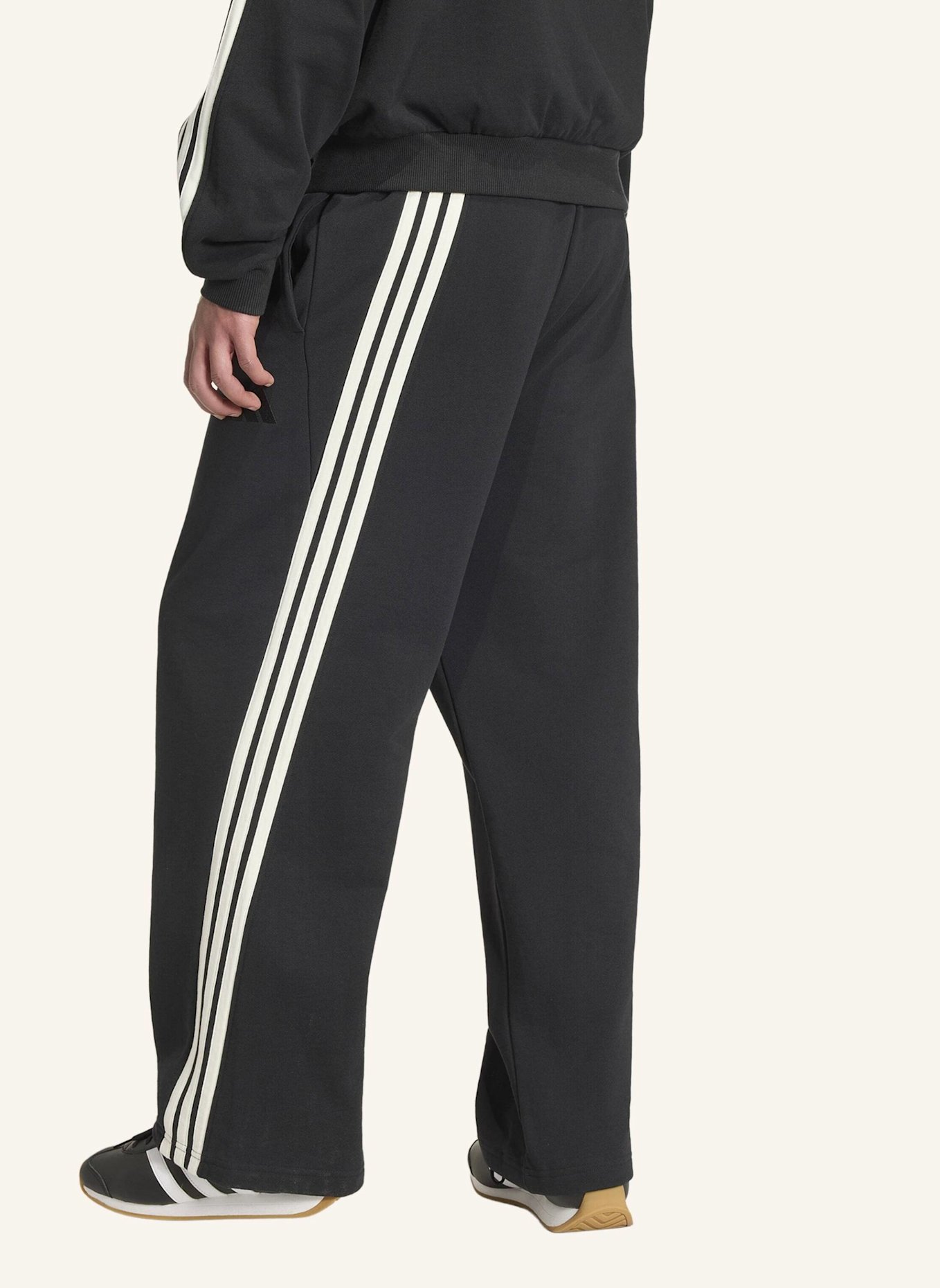 adidas ADIDAS KIT 3-STREIFEN WEITE HOSE: SCHWARZ/ WEISS