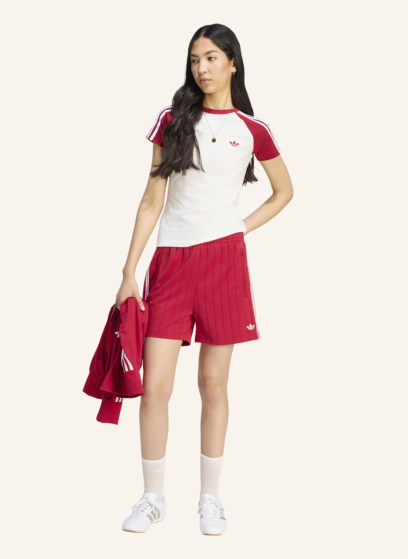 adidas Originals PINSTRIPE FIREBIRD SHORTS: ROT/ WEISS