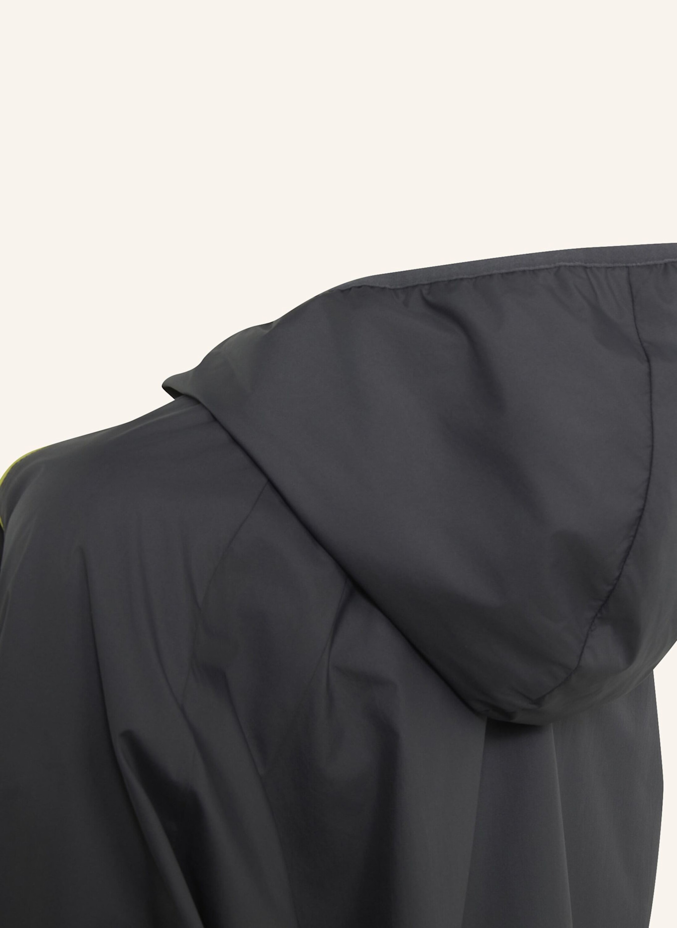 adidas WINDJACKE: GRAU
