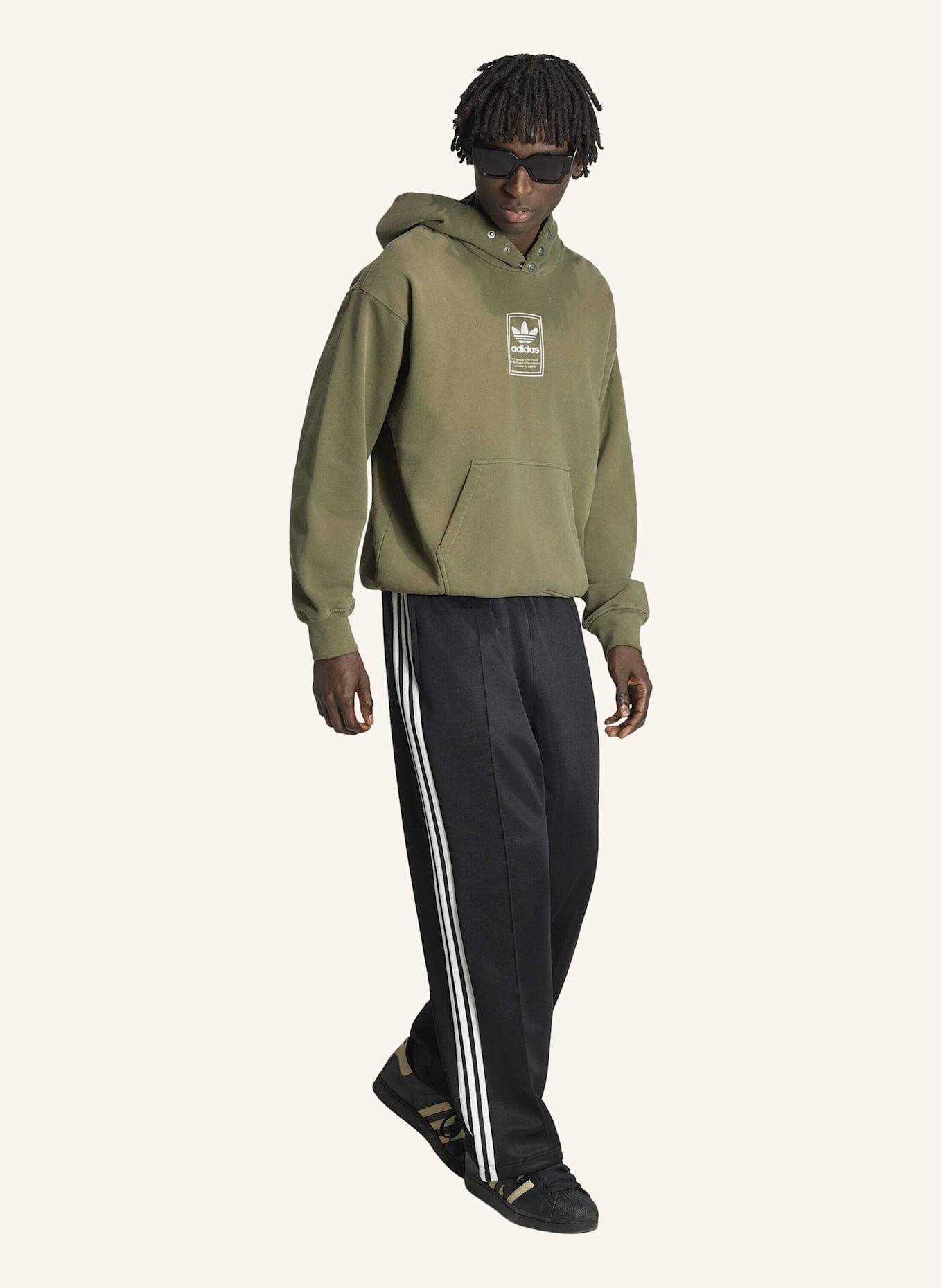 adidas Originals ELEVATED GFX HOODIE: GRÜN