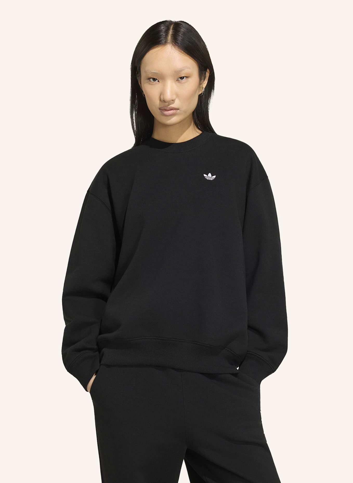 adidas Originals ESSENTIALS CREW LONG FLEECE OS SWEATSHIRT: SCHWARZ