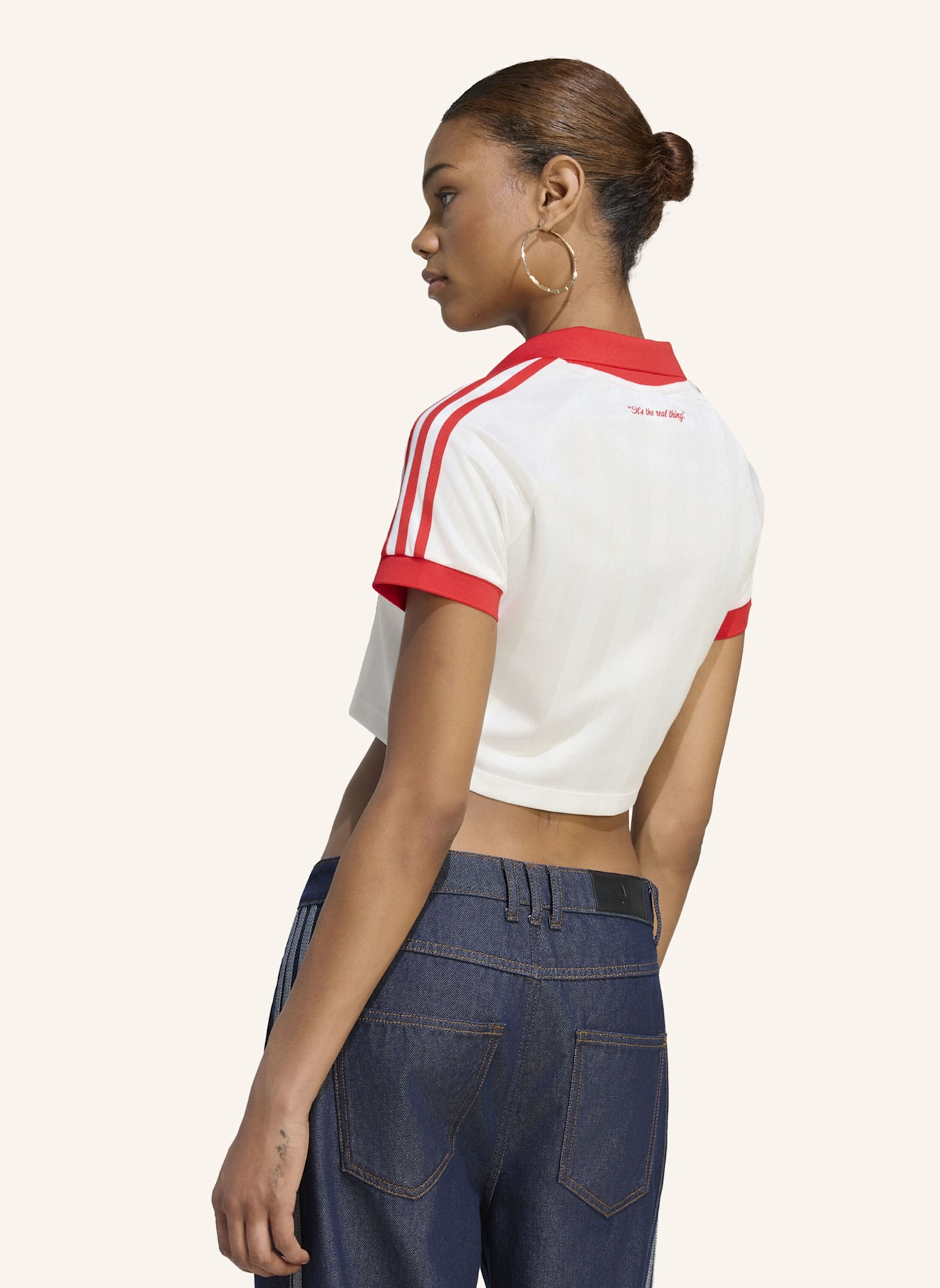 adidas Originals ADIDAS X COCA-COLA TRIKOT, KÜRZER GESCHNITTEN: WEISS