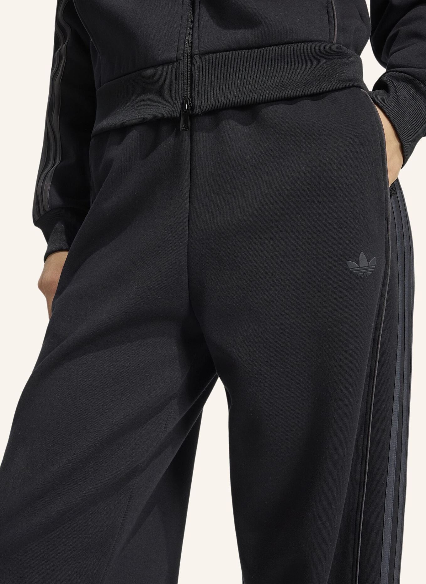 adidas Originals TRAININGSHOSE: SCHWARZ/ GRAU