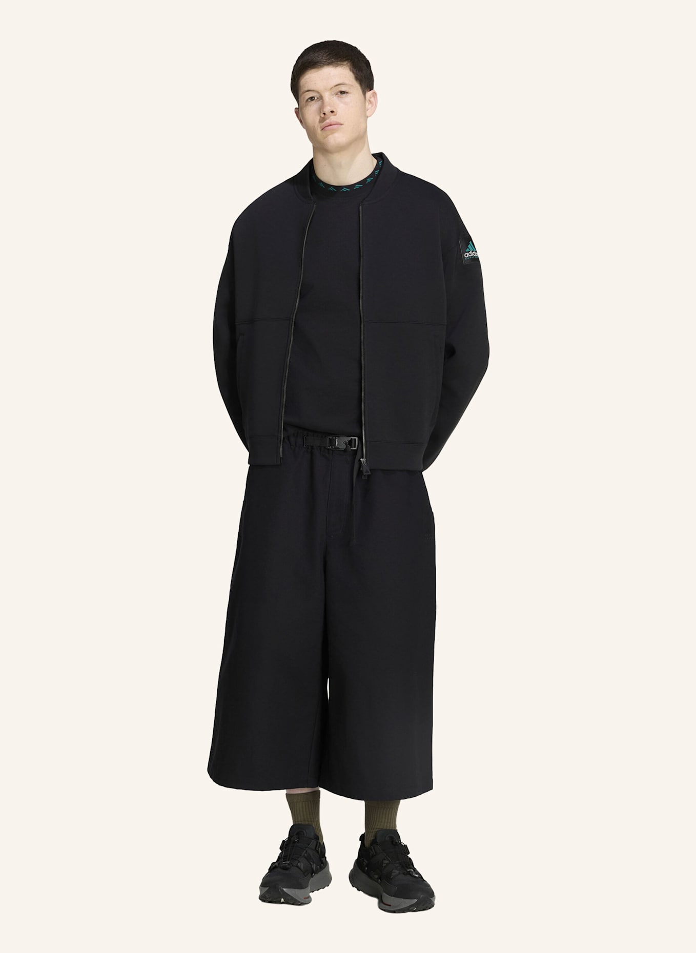adidas Originals ADIDAS EQUIPMENT SPACER TRACK TOP: SCHWARZ