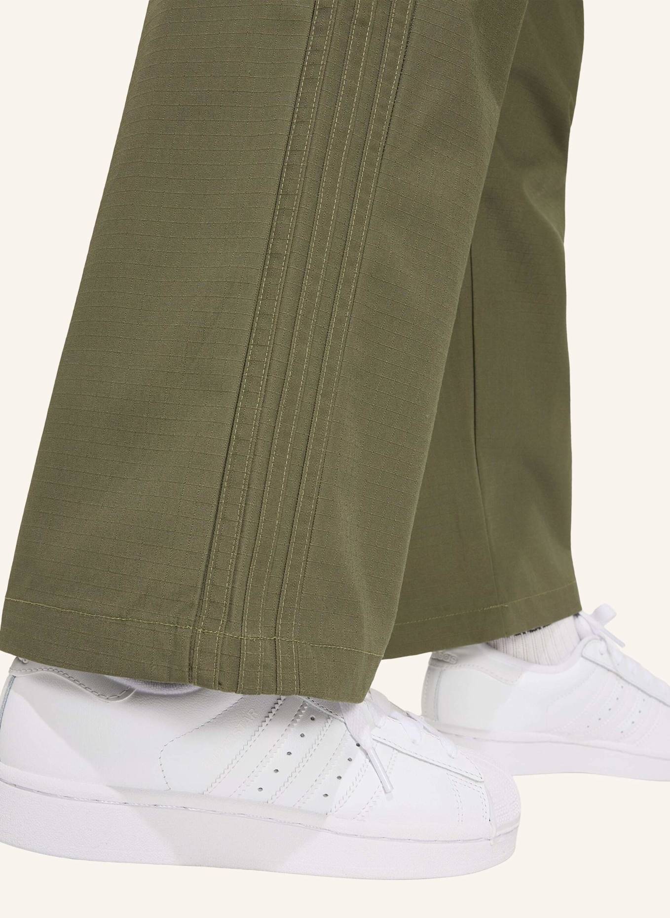 adidas Originals CARGOHOSE, OVERSIZE, RIPSTOP: GRÜN