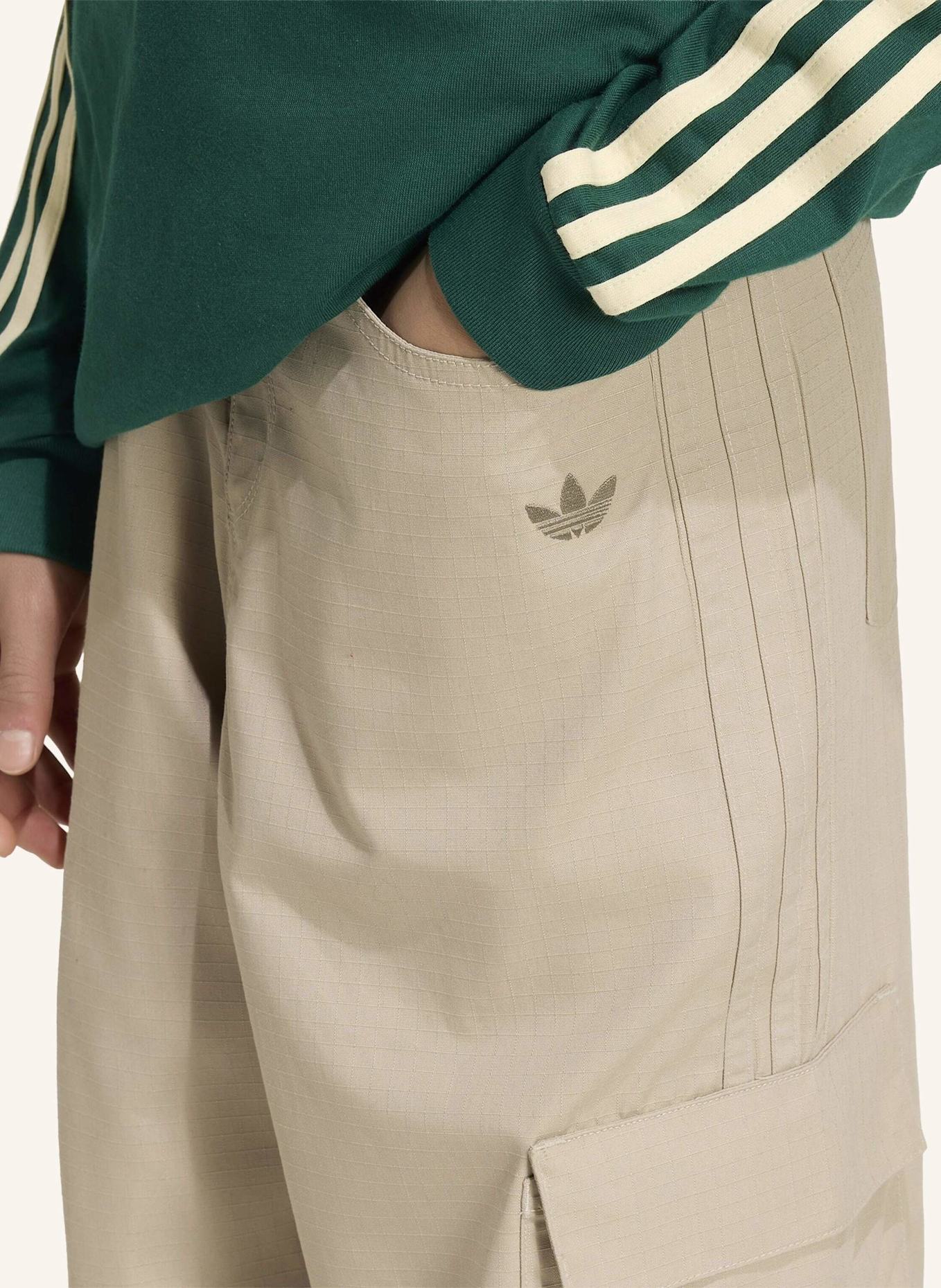 adidas Originals CARGOHOSE, OVERSIZE, RIPSTOP: BEIGE