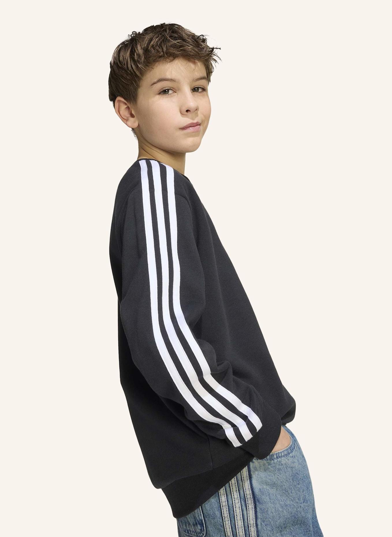 adidas Originals LOCKERES 3-STREIFEN RUNDHALS-SWEATSHIRT: SCHWARZ