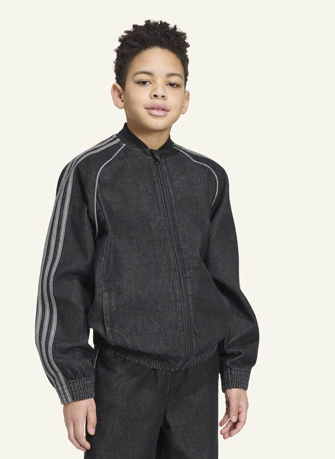 adidas Originals SST DENIM ORIGINAL JACKE, LOCKER GESCHNITTEN: SCHWARZ