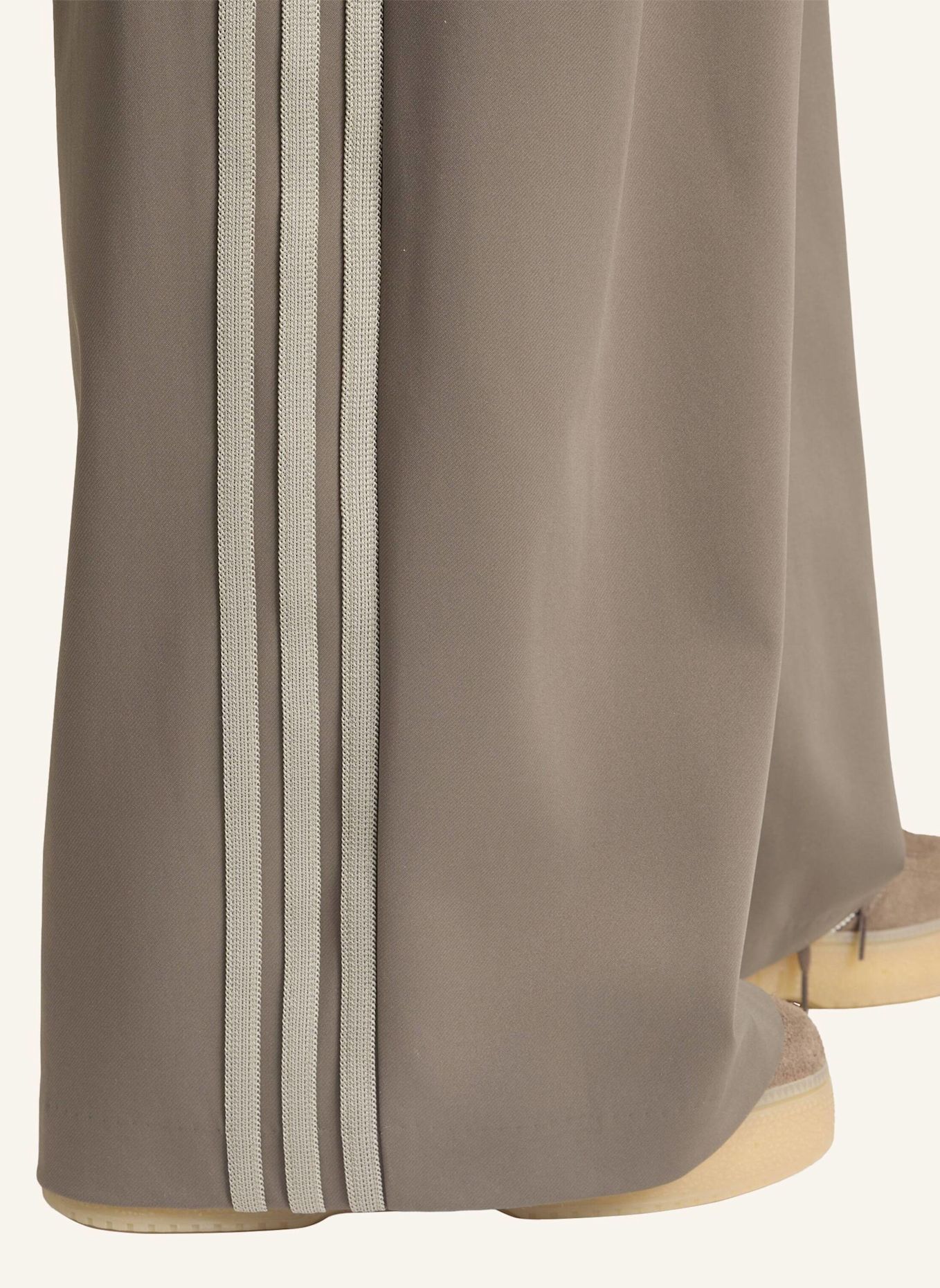 adidas Originals FALTENHOSE: BRAUN / SILBER