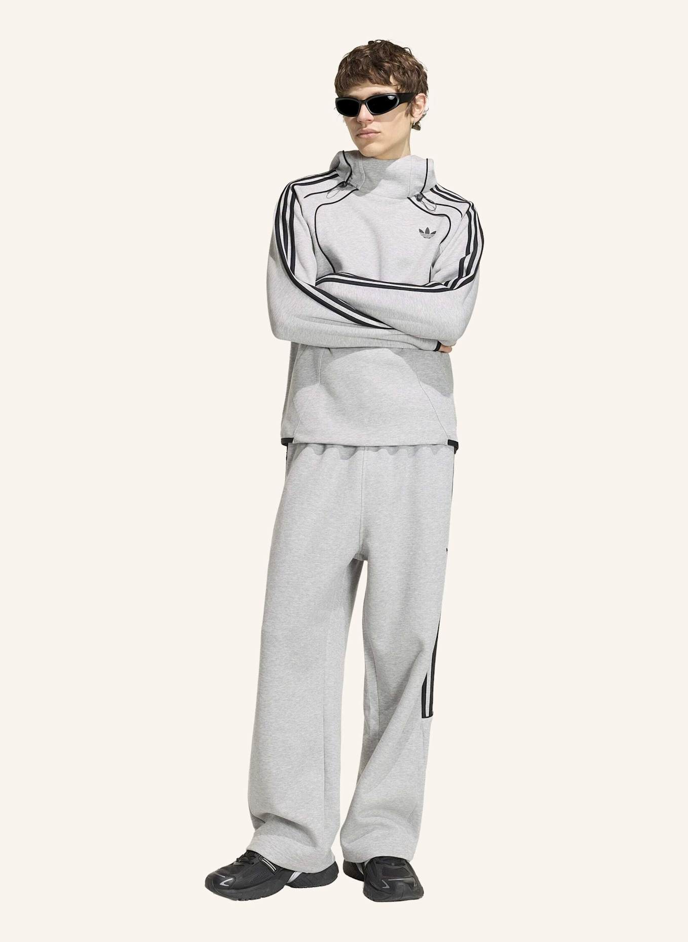 adidas Originals SPACER TEAMGEIST 26 CUTLINE HOODIE: GRAU