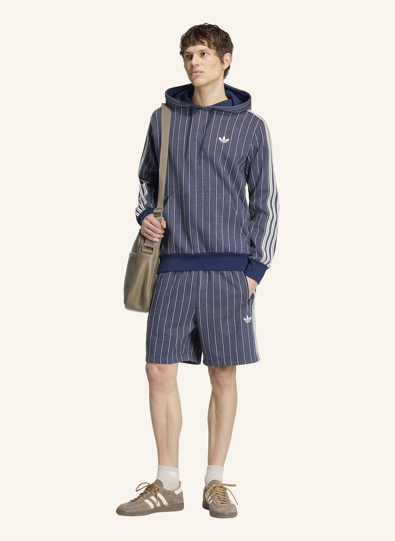 adidas Originals HOODIE MIT NADELSTREIFEN: BLAU