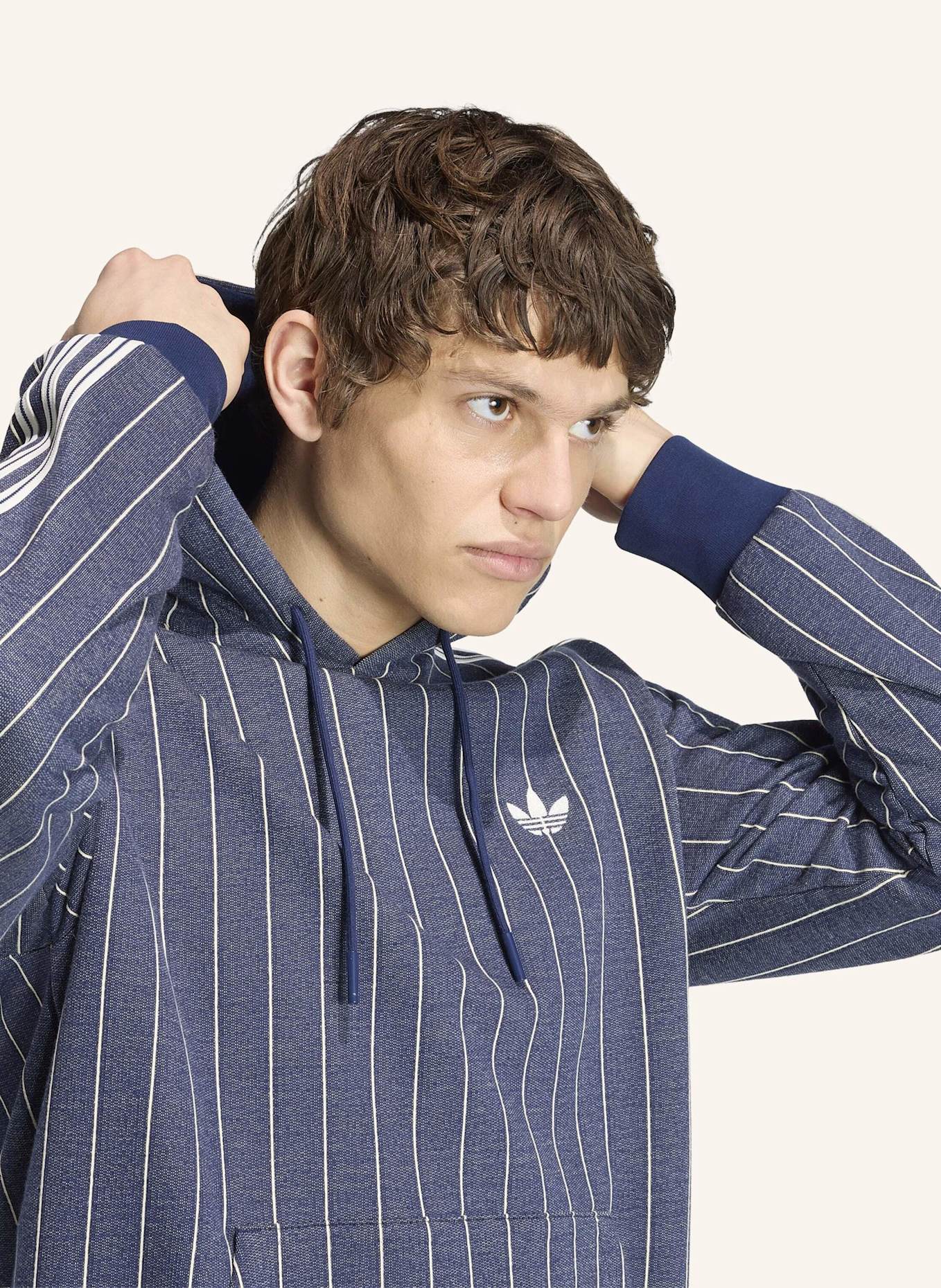adidas Originals HOODIE MIT NADELSTREIFEN: BLAU