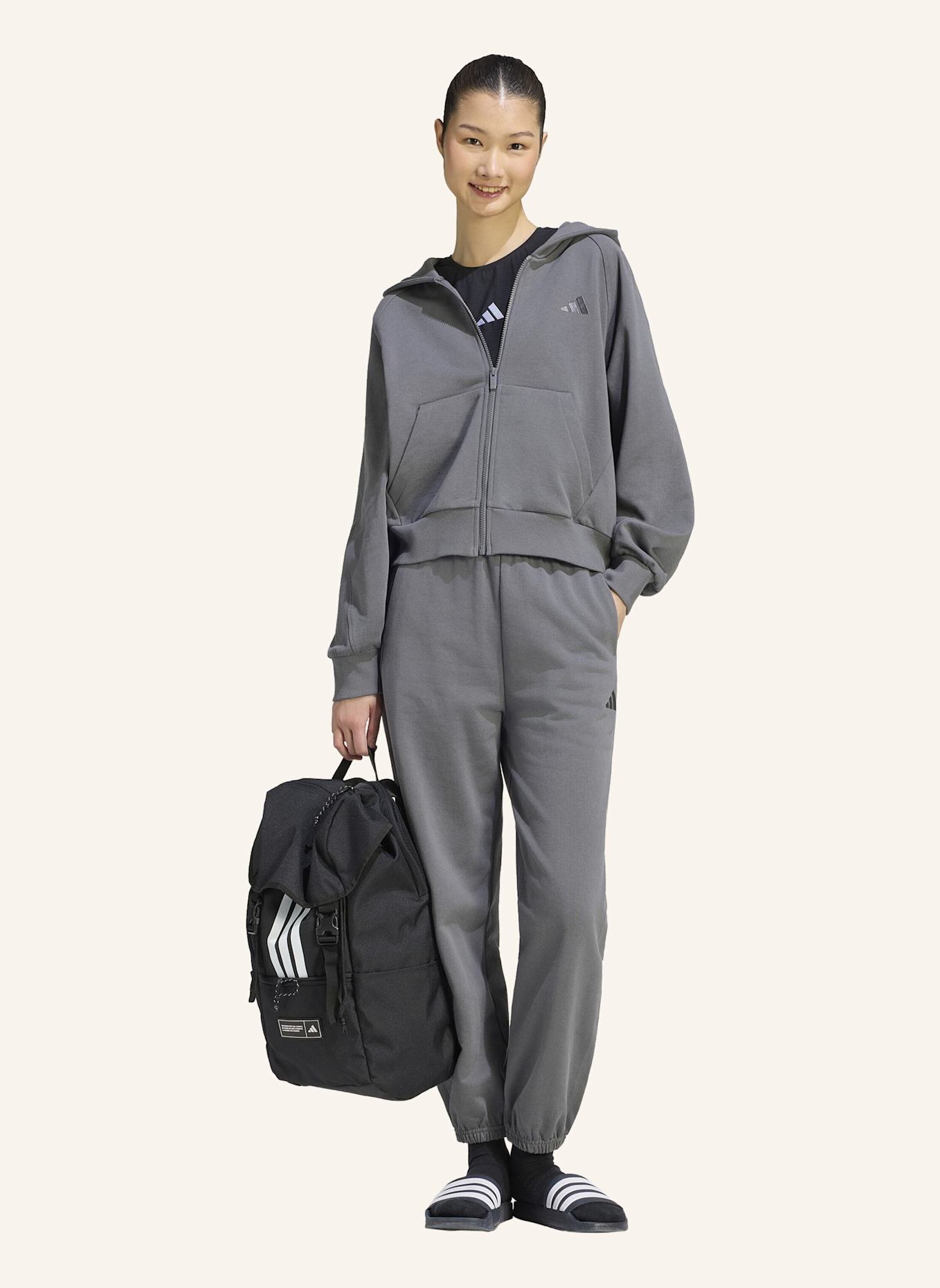 adidas ADIDAS KIT KAPUZENJACKE, KLEINES LOGO: GRAU
