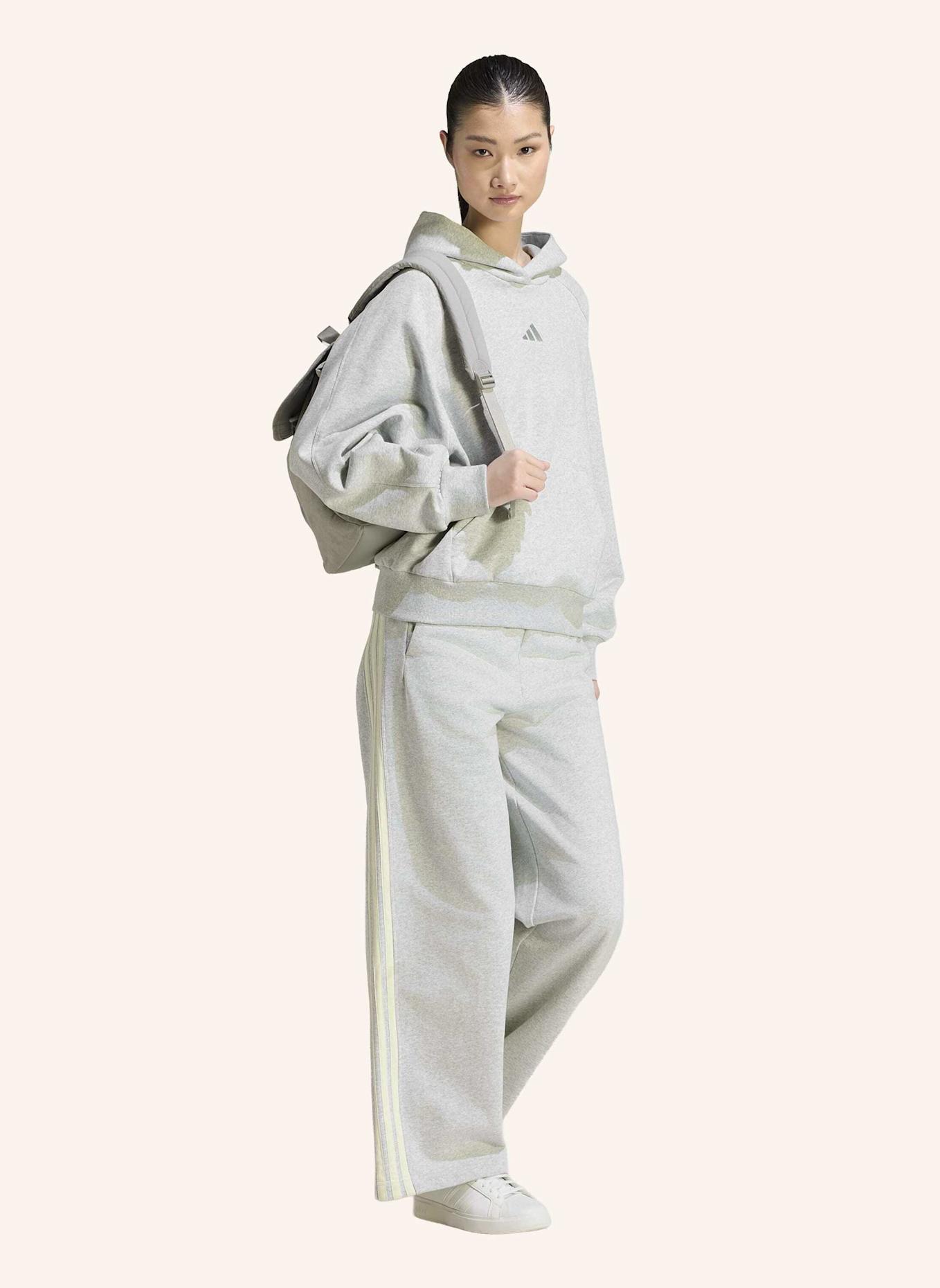 adidas ADIDAS KIT HOODIE, KLEINES LOGO: GRAU