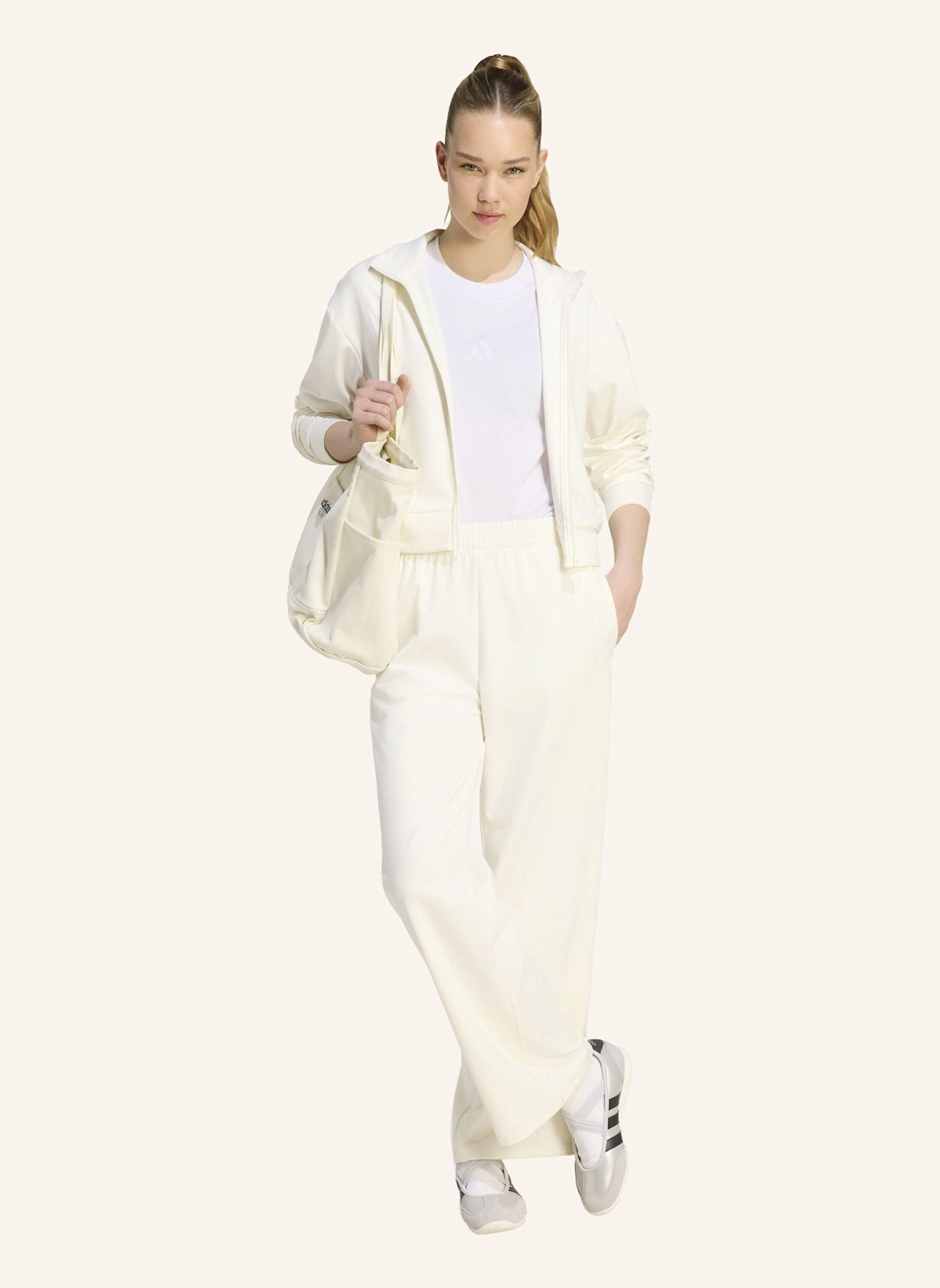 adidas LAZYDAY TRAININGSANZUG: WEISS
