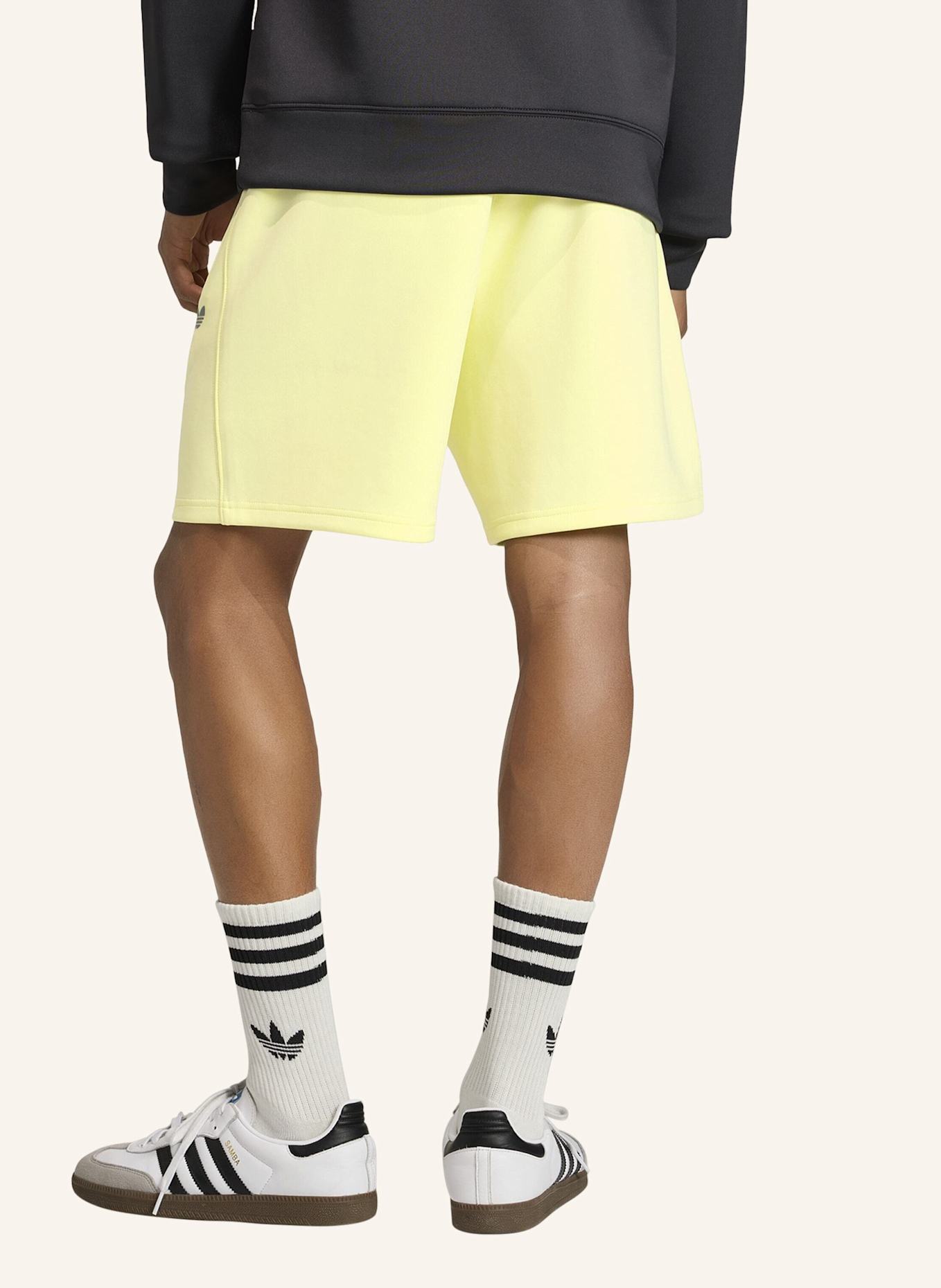 adidas Originals TREFOIL ESSENTIALS SPACER SHORTS: GELB