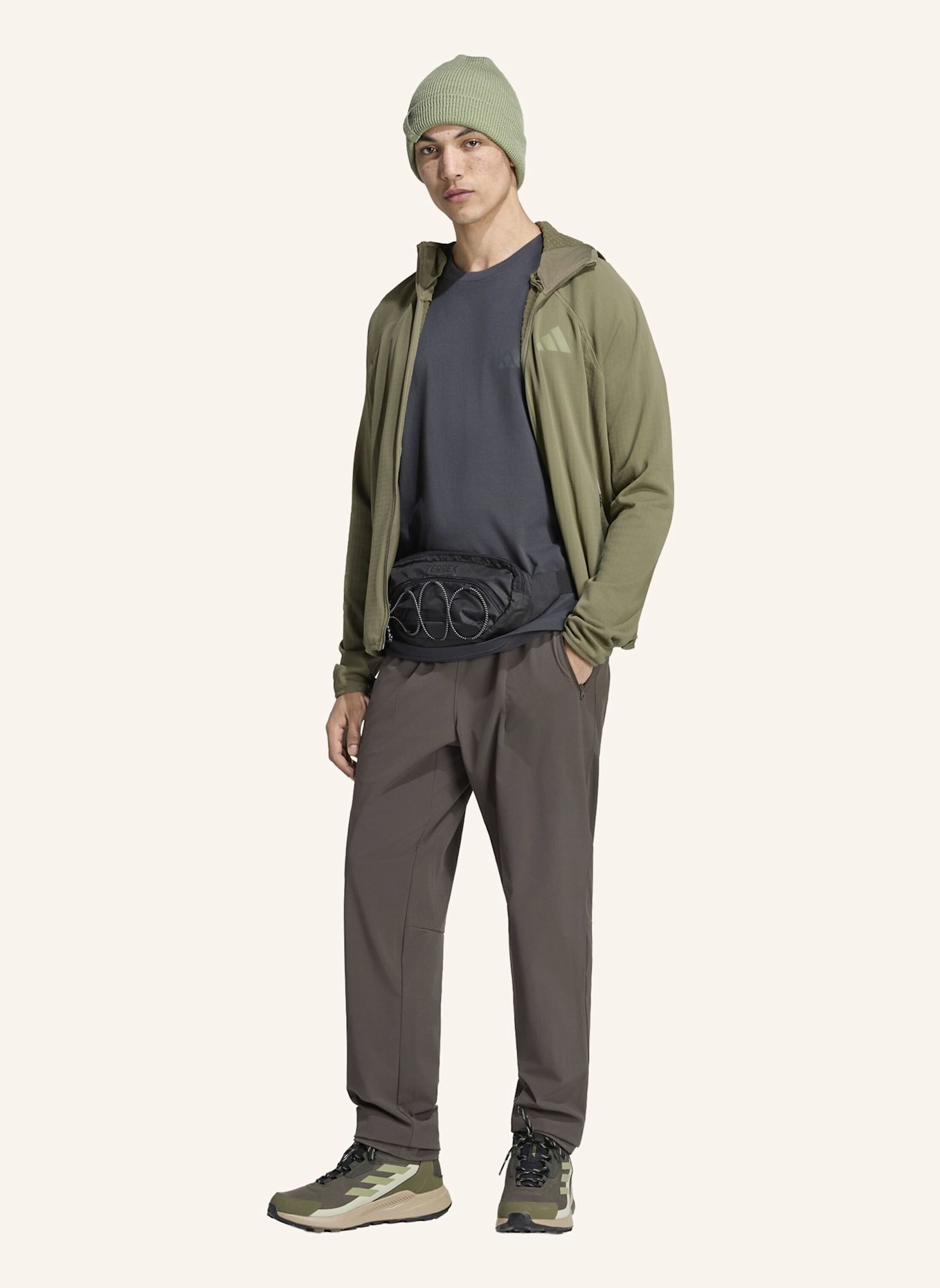 adidas TERREX TERREX MULTI ESSENTIALS STRETCH HOSE: GRÜN
