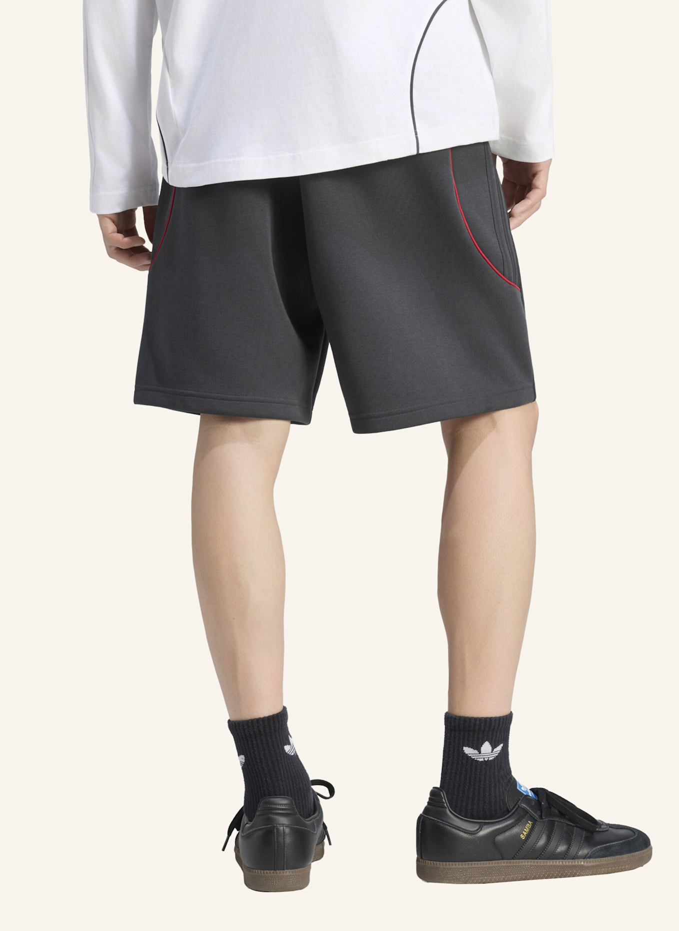 adidas Originals LFC SPACER TEAMGEIST 26 SHORTS: GRAU