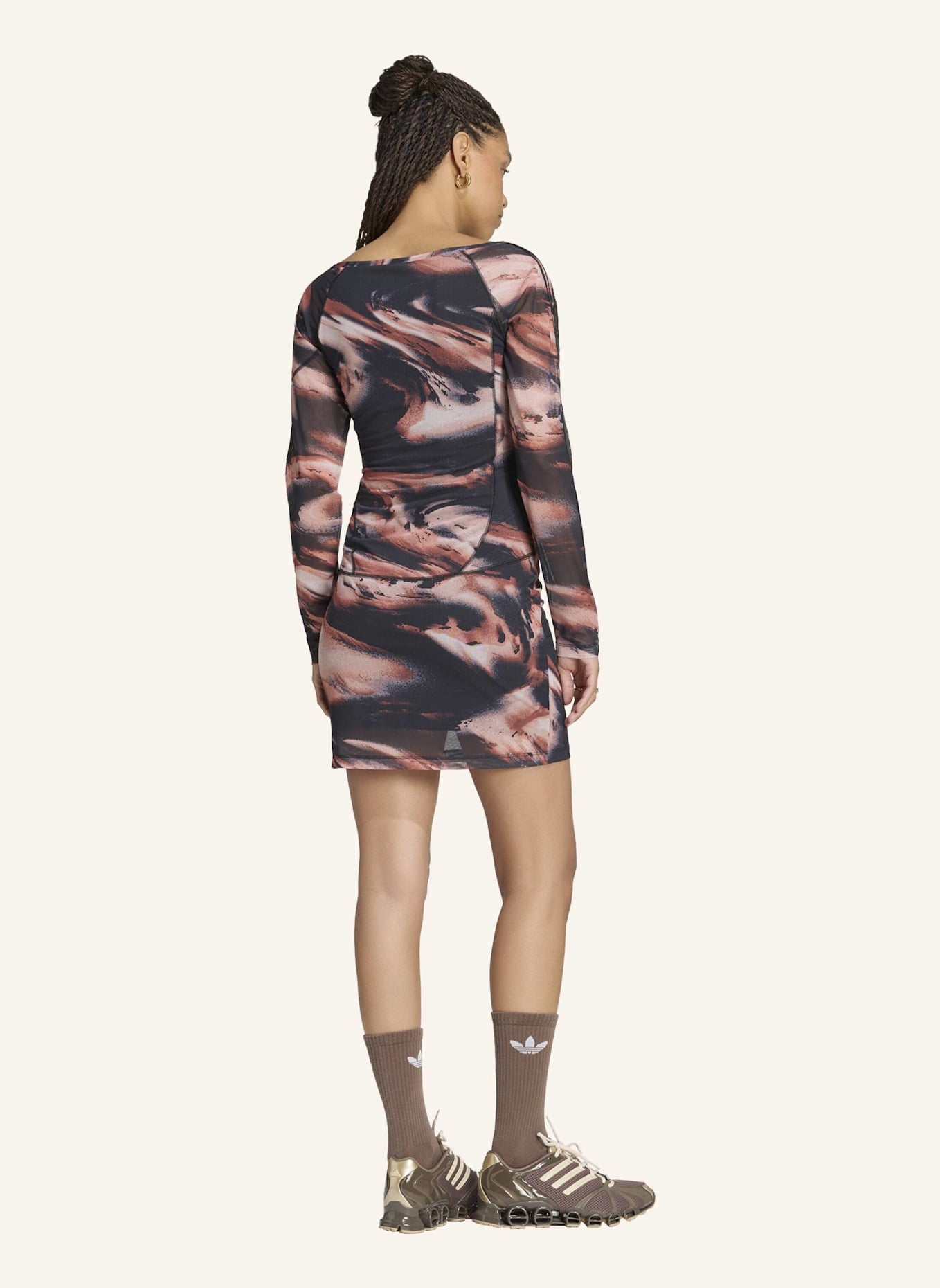 adidas Originals GRAFIK MINIKLEID: ROT/ BEIGE/ BRAUN/ SCHWARZ