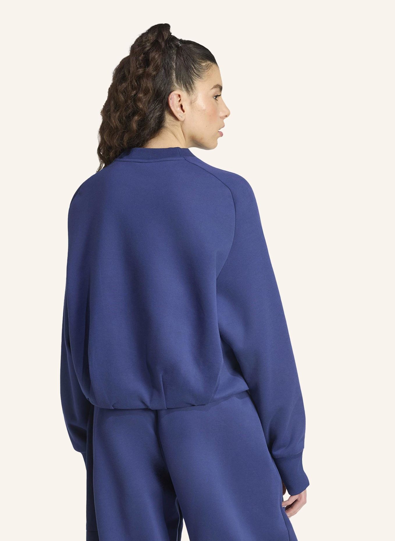 adidas SOFT LUX WINTER-SWEATSHIRT, GEWIRKTES MATERIAL: BLAU