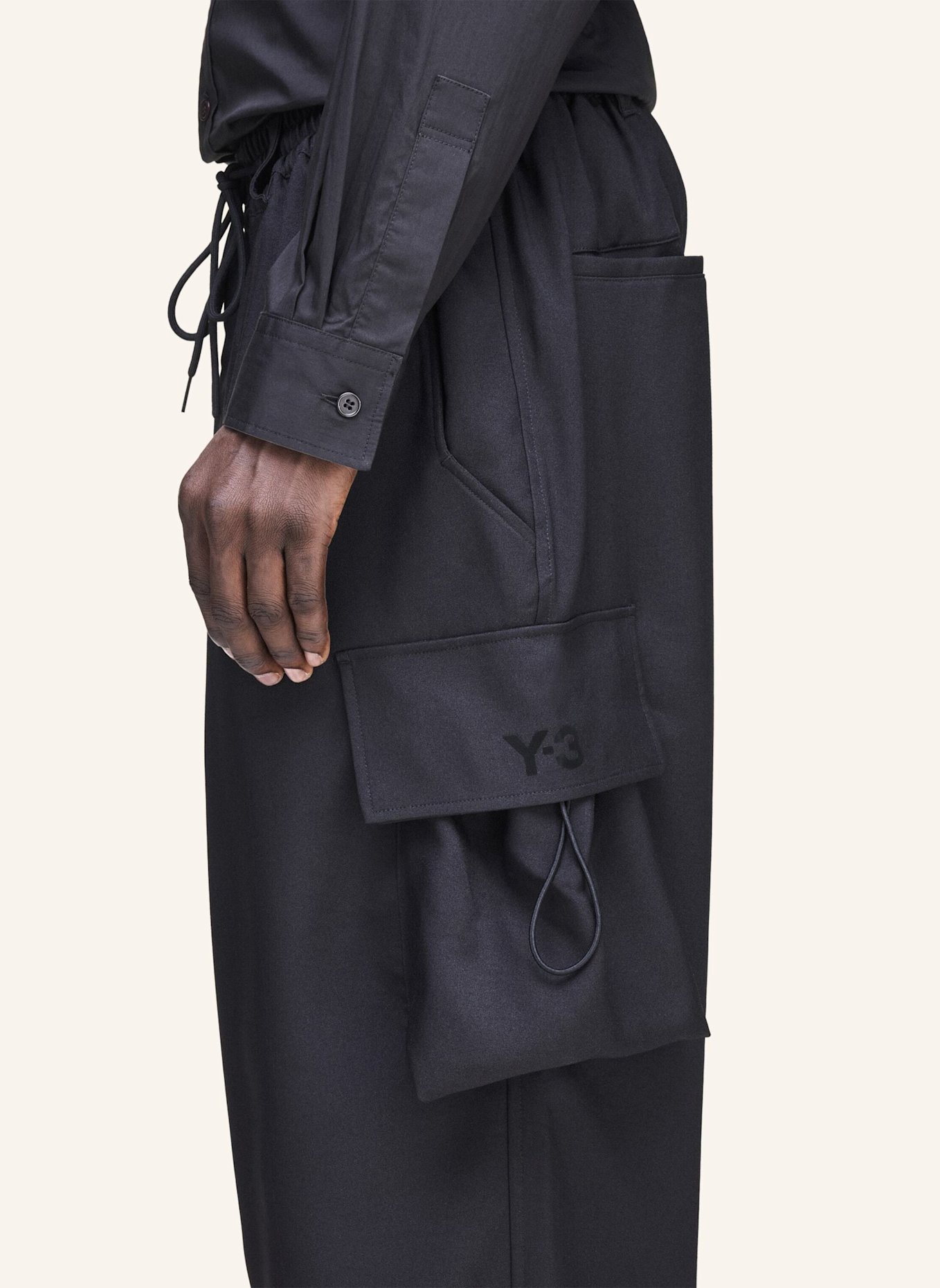 Y-3 Y-3 SPORT UNIFORM CARGOHOSE: SCHWARZ