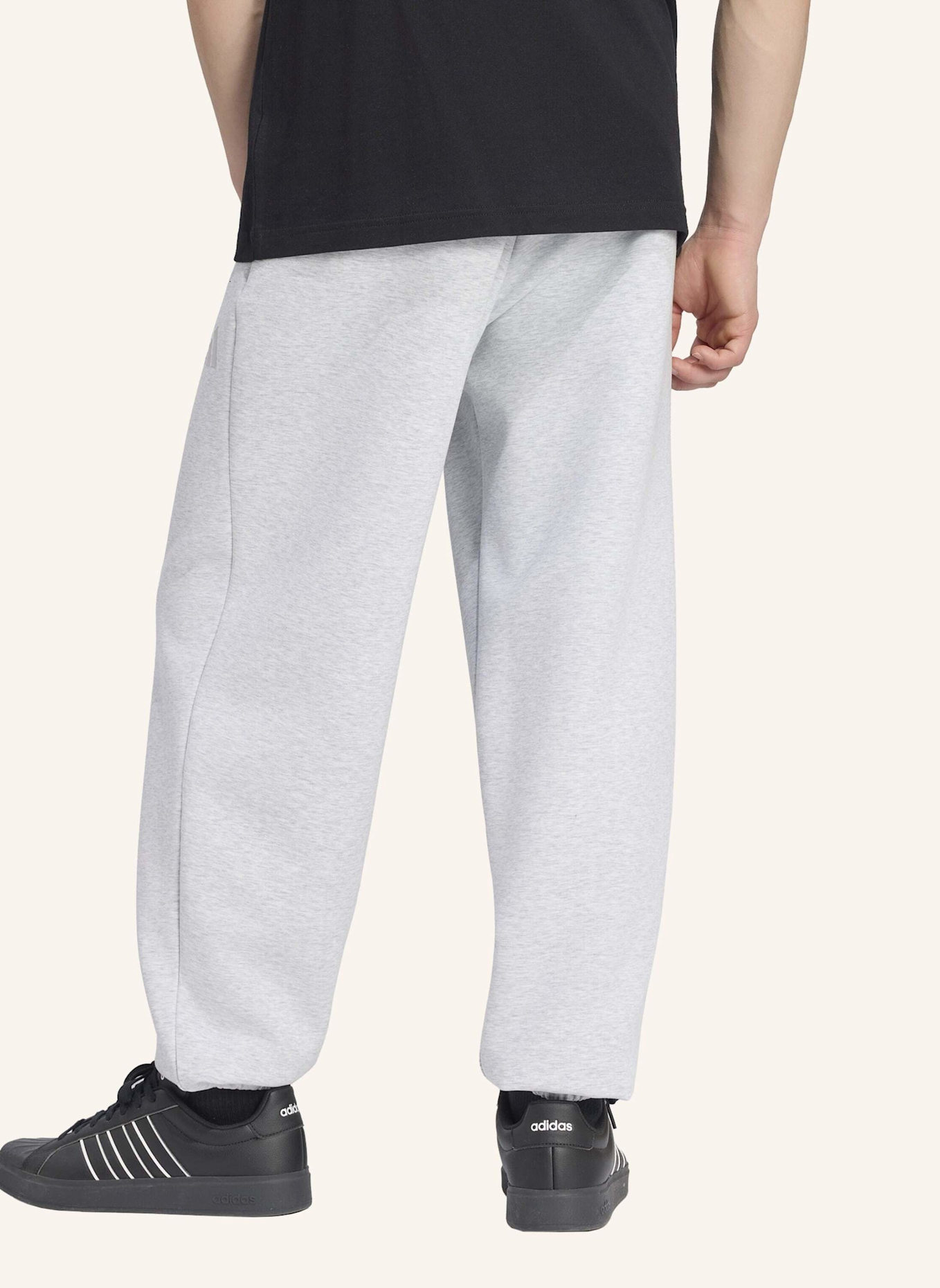 adidas SOFT LUX HOSE: GRAU