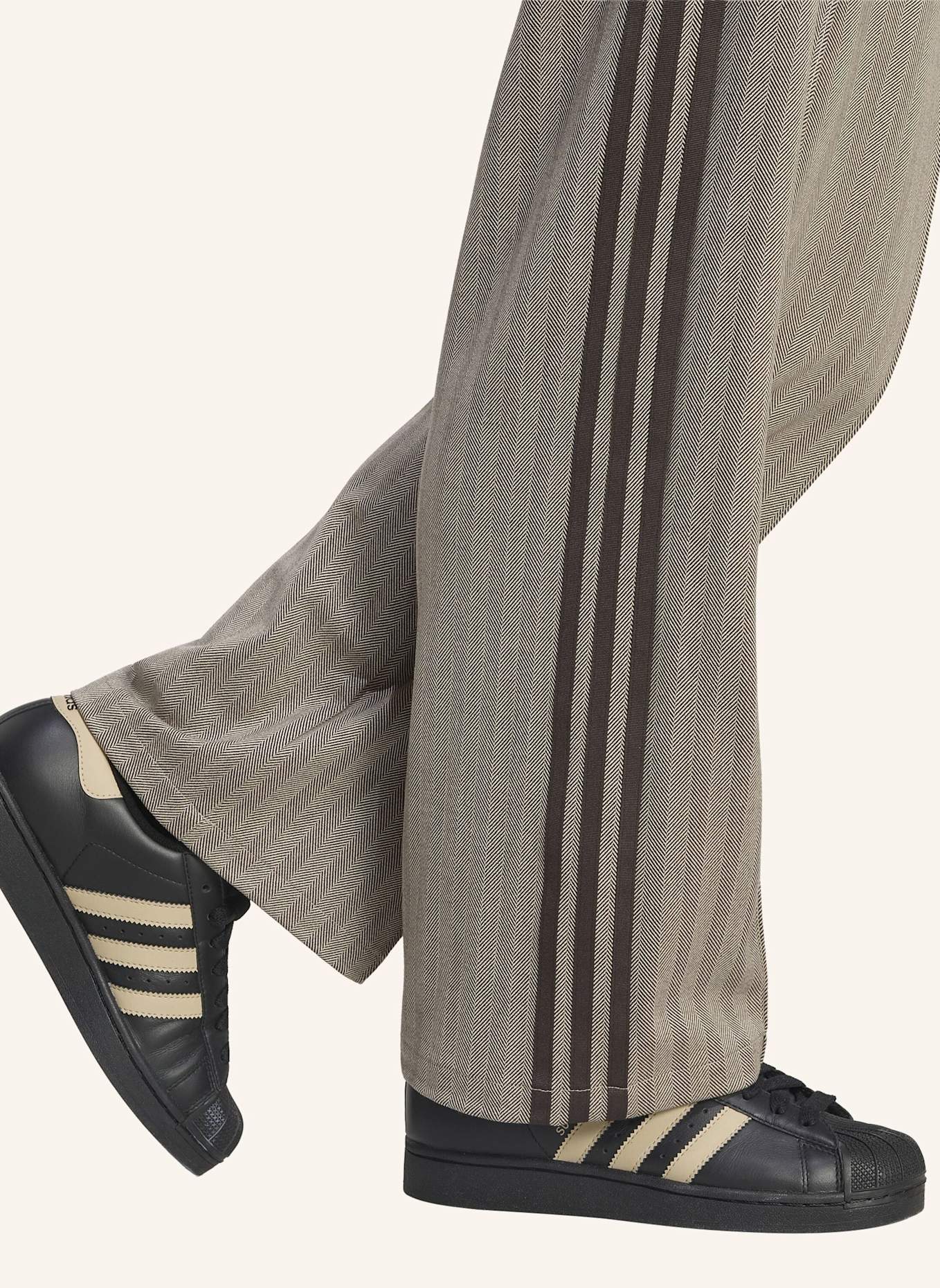 adidas Originals OG TRAININGSHOSE AUS TWEED: BRAUN