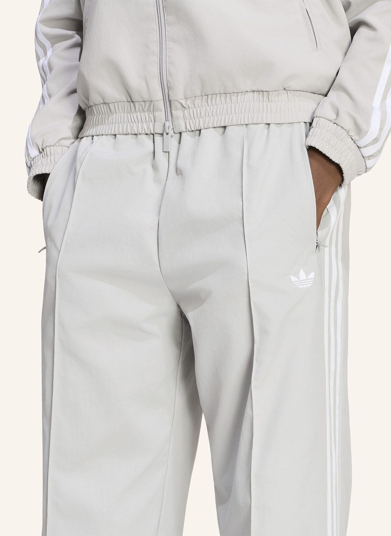 adidas Originals FLORAL GFX FIREBIRD LOOSE TRAININGSHOSE: GRAU