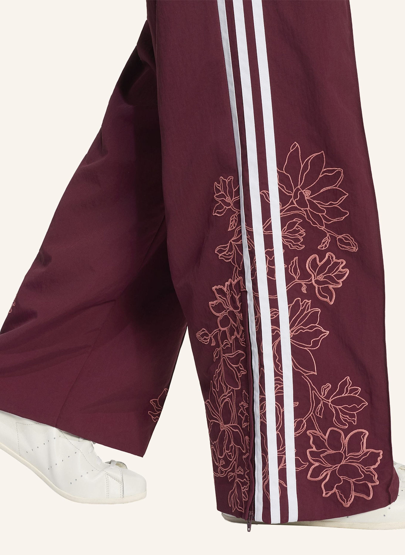 adidas Originals FLORAL GFX FIREBIRD LOOSE TRAININGSHOSE: ROT