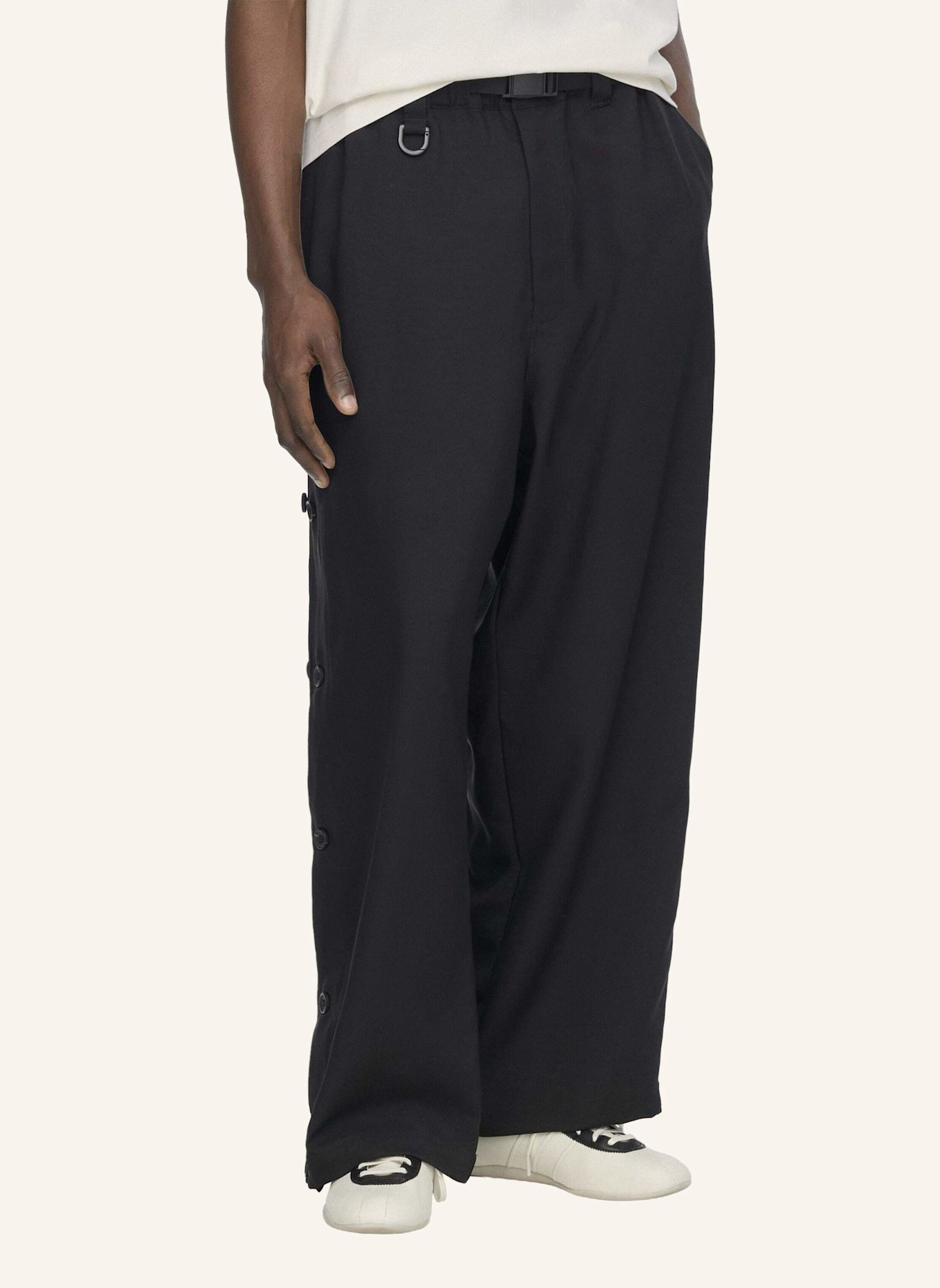 Y-3 Y-3 SPORT UNIFORM ADAPTIVE 3-STREIFEN HOSE: SCHWARZ