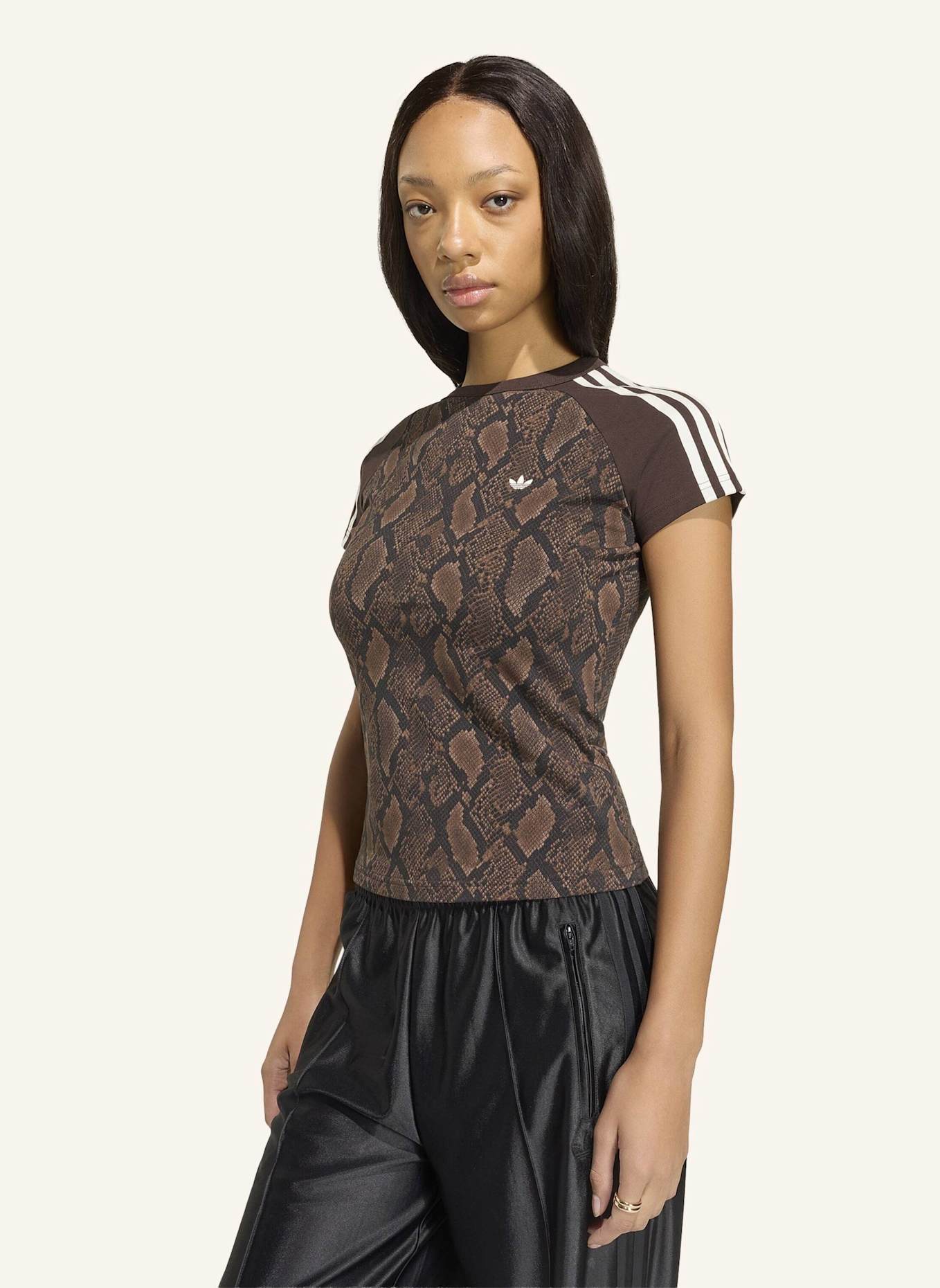 adidas Originals CALI T-SHIRT, SCHLANGENPRINT: BRAUN