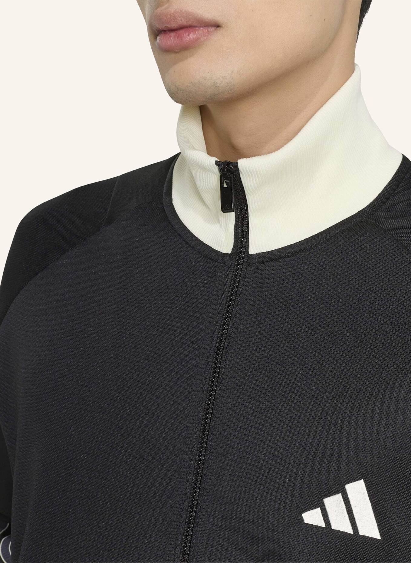 adidas STADIUM PIKEE TRAININGSJACKE, REGULÄR GESCHNITTEN: SCHWARZ